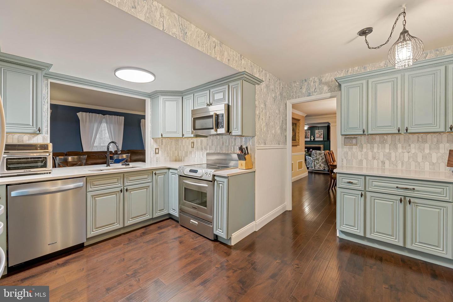 2411 ROSEDOWN DR, RESTON, Virginia 20191, 3 Bedrooms Bedrooms, ,4 BathroomsBathrooms,Residential,For sale,2411 ROSEDOWN DR,VAFX2248720 MLS # VAFX2248720