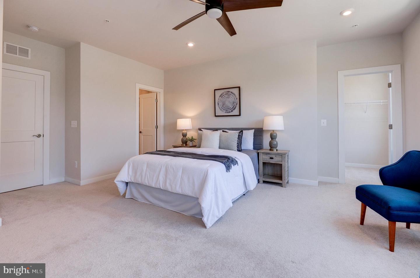 43792 MIDDLEWAY TER, ASHBURN, Virginia 20147, 3 Bedrooms Bedrooms, ,2 BathroomsBathrooms,Residential,For sale,43792 MIDDLEWAY TER,VALO2099996 MLS # VALO2099996