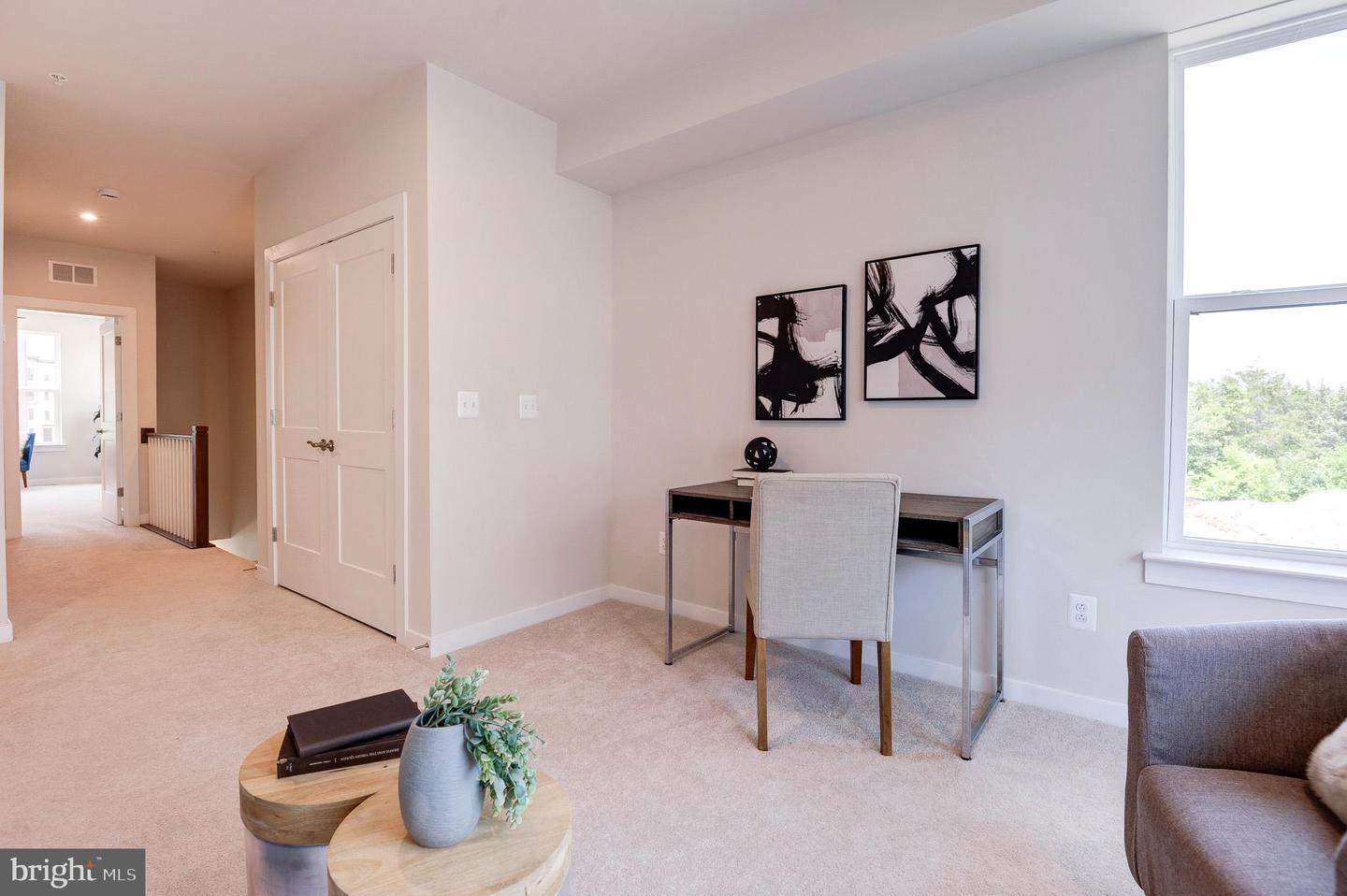 43792 MIDDLEWAY TER, ASHBURN, Virginia 20147, 3 Bedrooms Bedrooms, ,2 BathroomsBathrooms,Residential,For sale,43792 MIDDLEWAY TER,VALO2099996 MLS # VALO2099996