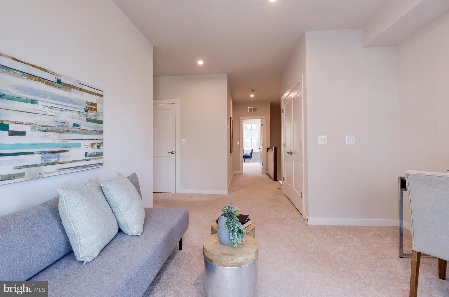 43792 MIDDLEWAY TER, ASHBURN, Virginia 20147, 3 Bedrooms Bedrooms, ,2 BathroomsBathrooms,Residential,For sale,43792 MIDDLEWAY TER,VALO2099996 MLS # VALO2099996