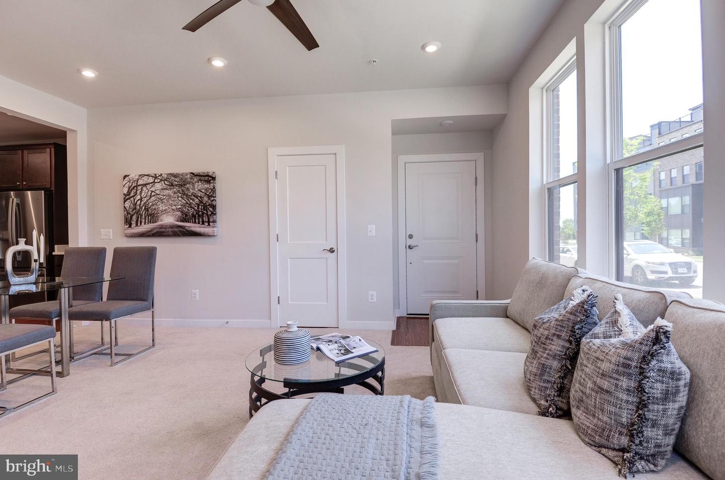 43792 MIDDLEWAY TER, ASHBURN, Virginia 20147, 3 Bedrooms Bedrooms, ,2 BathroomsBathrooms,Residential,For sale,43792 MIDDLEWAY TER,VALO2099996 MLS # VALO2099996