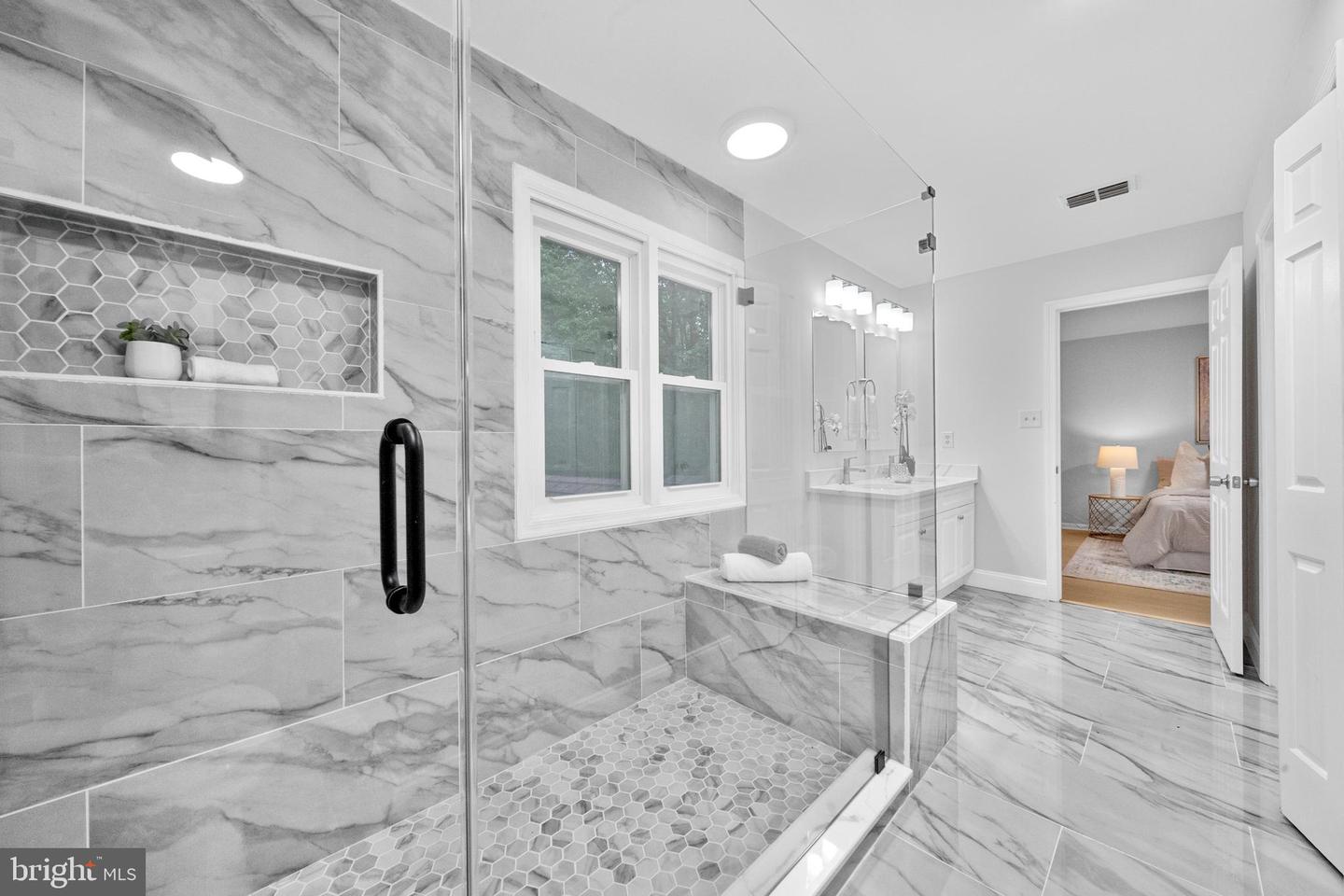 12779 LOST CREEK CT, MANASSAS, Virginia 20112, 4 Bedrooms Bedrooms, ,4 BathroomsBathrooms,Residential,For sale,12779 LOST CREEK CT,VAPW2097510 MLS # VAPW2097510