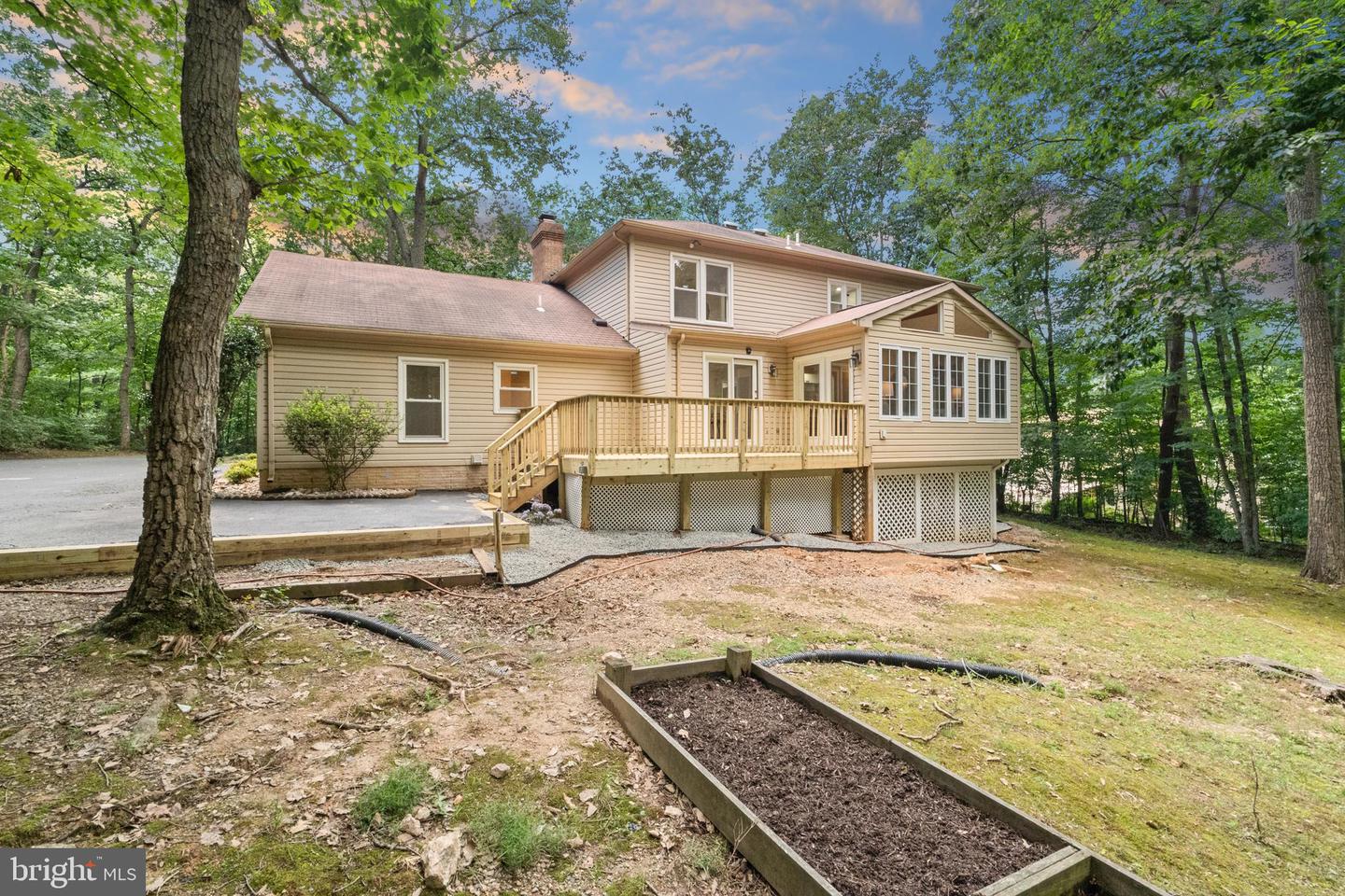 12779 LOST CREEK CT, MANASSAS, Virginia 20112, 4 Bedrooms Bedrooms, ,4 BathroomsBathrooms,Residential,For sale,12779 LOST CREEK CT,VAPW2097510 MLS # VAPW2097510