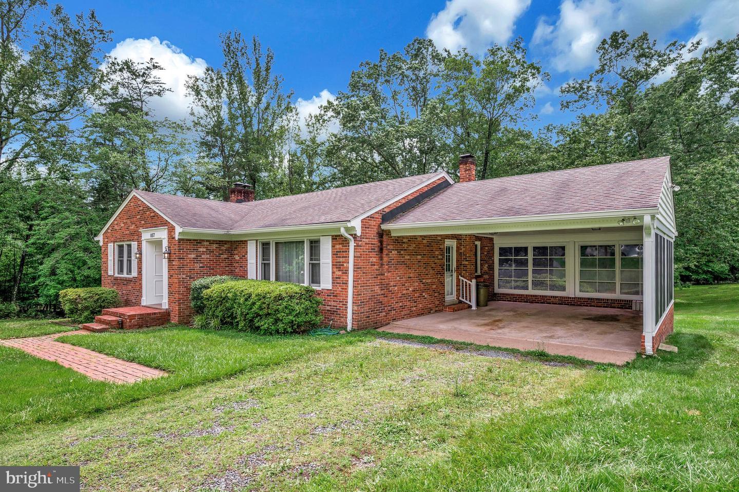 857 MOUNTAIN VIEW RD, FREDERICKSBURG, Virginia 22406, 3 Bedrooms Bedrooms, ,1 BathroomBathrooms,Residential,For sale,857 MOUNTAIN VIEW RD,VAST2040016 MLS # VAST2040016