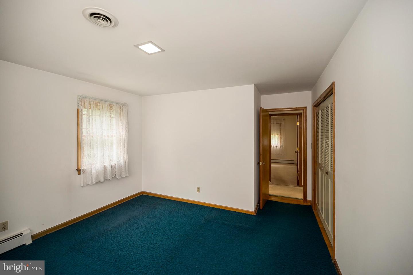 857 MOUNTAIN VIEW RD, FREDERICKSBURG, Virginia 22406, 3 Bedrooms Bedrooms, ,1 BathroomBathrooms,Residential,For sale,857 MOUNTAIN VIEW RD,VAST2040016 MLS # VAST2040016