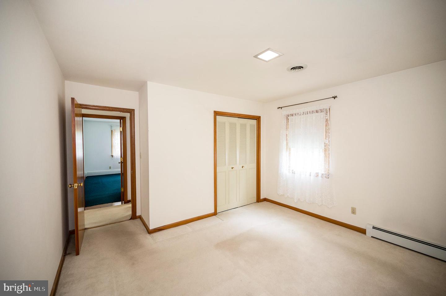 857 MOUNTAIN VIEW RD, FREDERICKSBURG, Virginia 22406, 3 Bedrooms Bedrooms, ,1 BathroomBathrooms,Residential,For sale,857 MOUNTAIN VIEW RD,VAST2040016 MLS # VAST2040016
