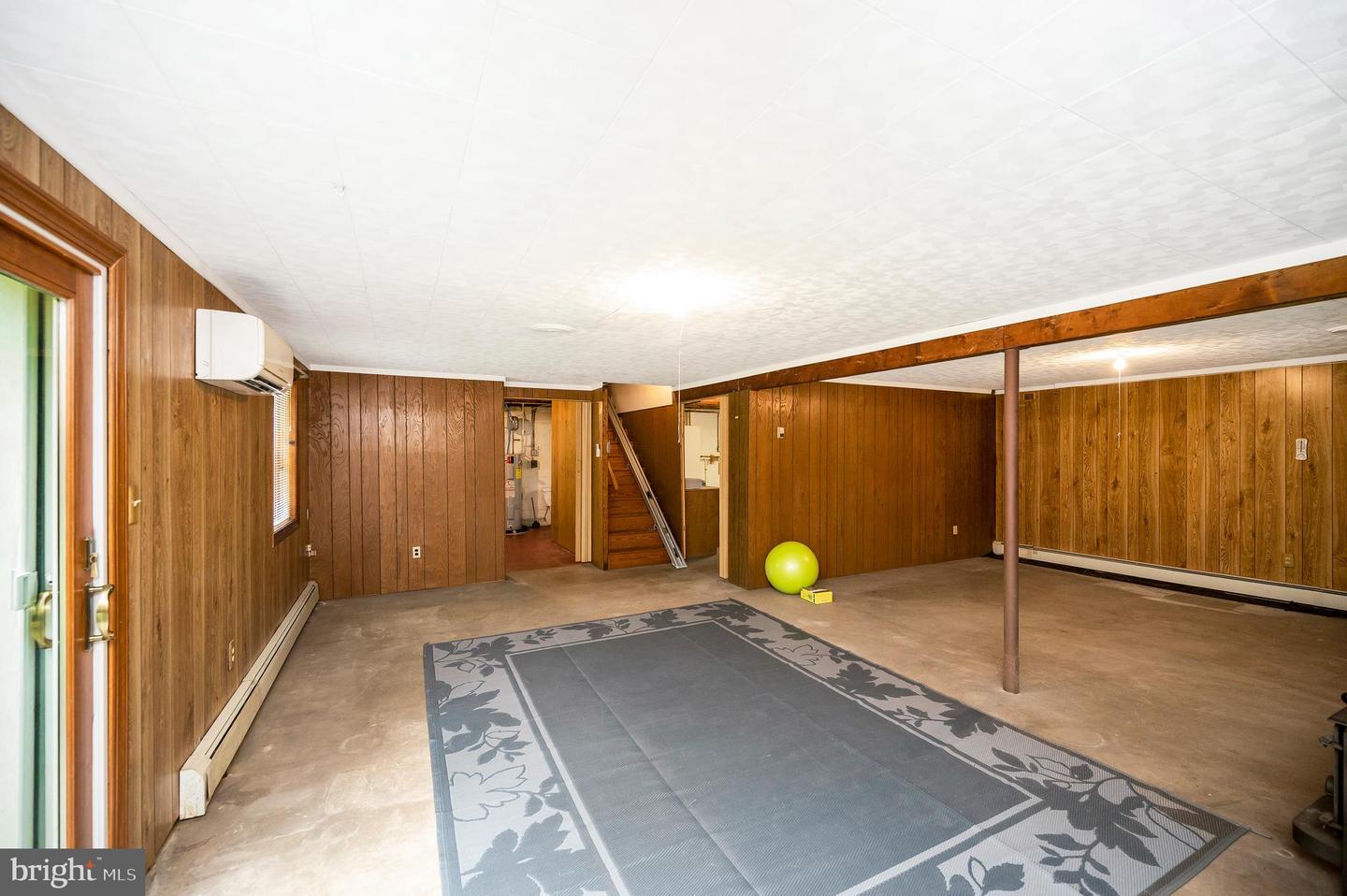 857 MOUNTAIN VIEW RD, FREDERICKSBURG, Virginia 22406, 3 Bedrooms Bedrooms, ,1 BathroomBathrooms,Residential,For sale,857 MOUNTAIN VIEW RD,VAST2040016 MLS # VAST2040016