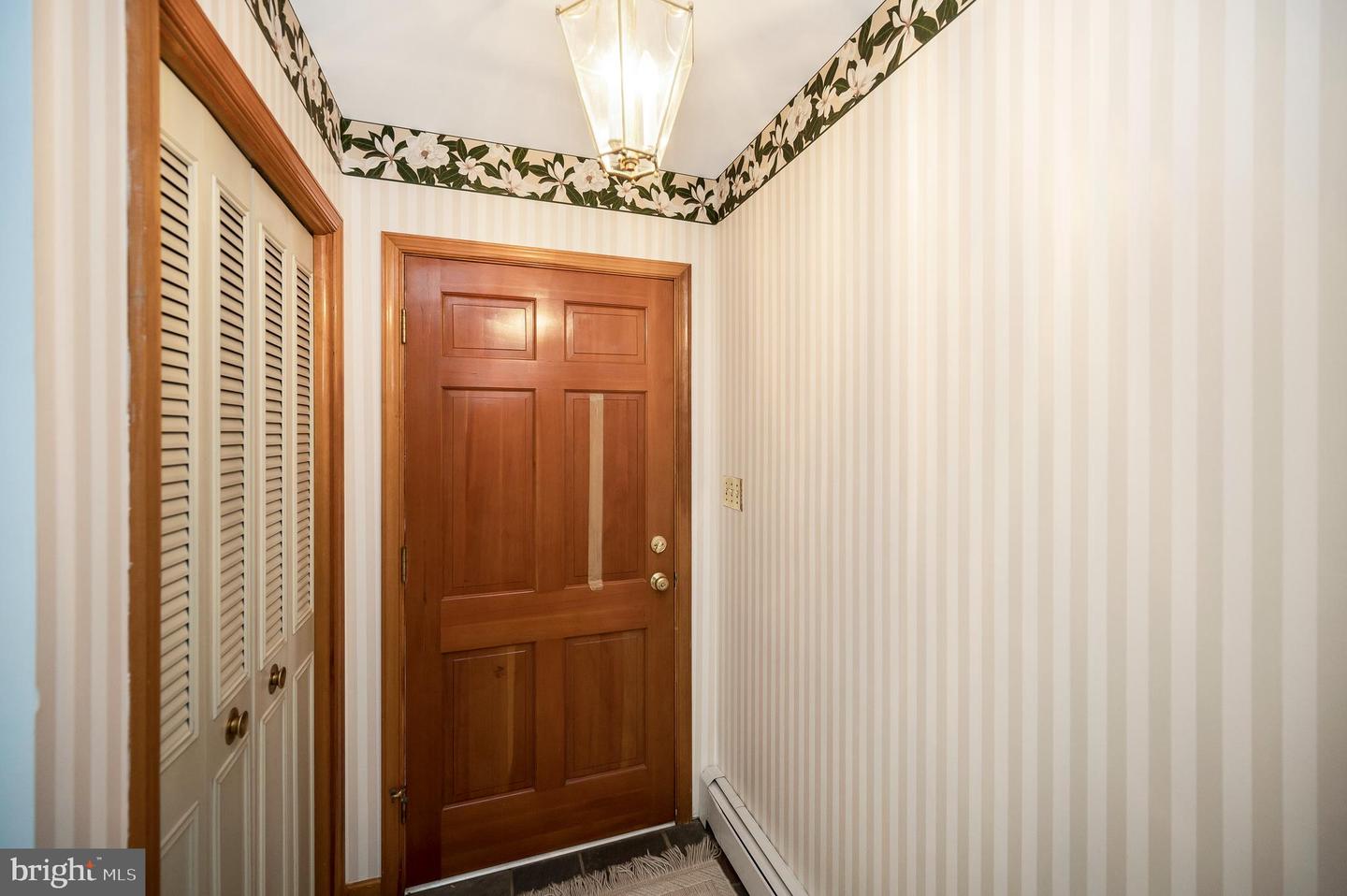 857 MOUNTAIN VIEW RD, FREDERICKSBURG, Virginia 22406, 3 Bedrooms Bedrooms, ,1 BathroomBathrooms,Residential,For sale,857 MOUNTAIN VIEW RD,VAST2040016 MLS # VAST2040016