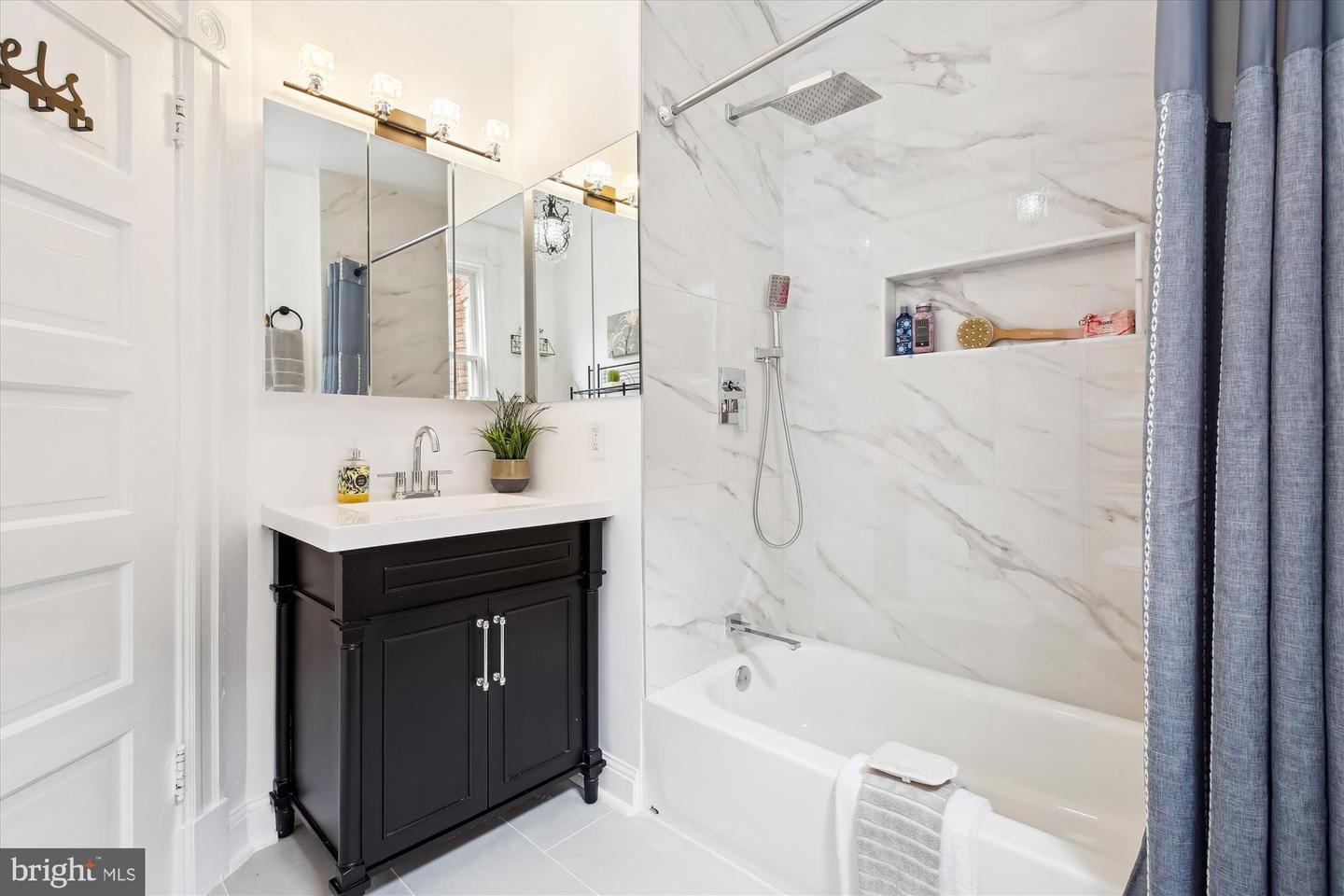 609 ELLIOTT ST NE, WASHINGTON, District Of Columbia 20002, 3 Bedrooms Bedrooms, ,2 BathroomsBathrooms,Residential,For sale,609 ELLIOTT ST NE,DCDC2206600 MLS # DCDC2206600