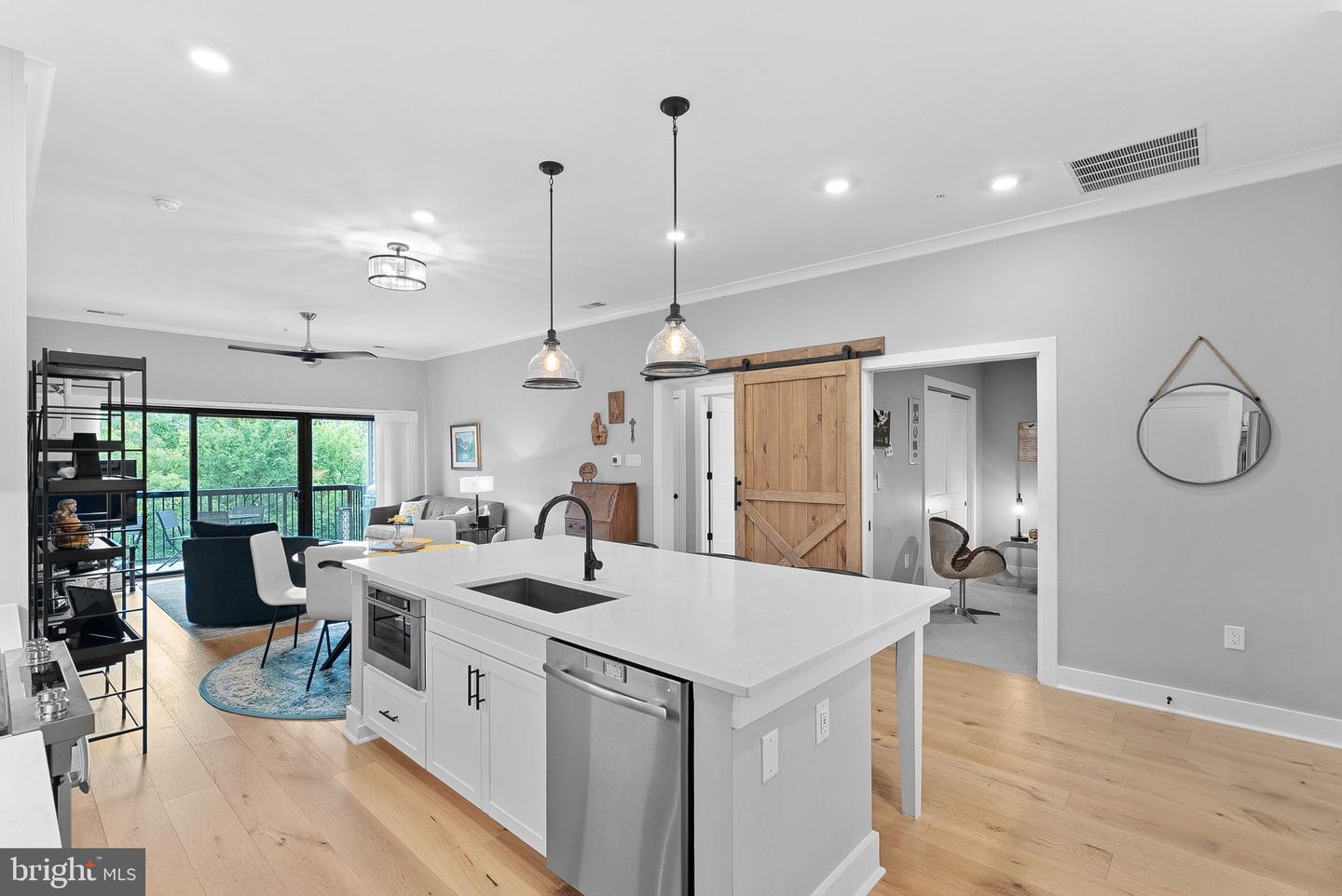 44691 WELLFLEET DR #306, ASHBURN, Virginia 20147, 2 Bedrooms Bedrooms, ,2 BathroomsBathrooms,Residential,For sale,44691 WELLFLEET DR #306,VALO2100128 MLS # VALO2100128