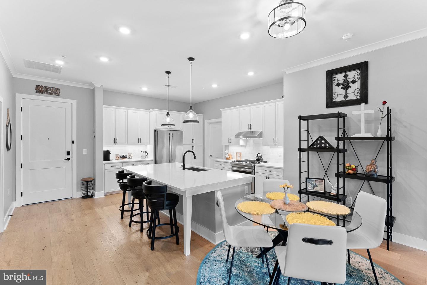 44691 WELLFLEET DR #306, ASHBURN, Virginia 20147, 2 Bedrooms Bedrooms, ,2 BathroomsBathrooms,Residential,For sale,44691 WELLFLEET DR #306,VALO2100128 MLS # VALO2100128