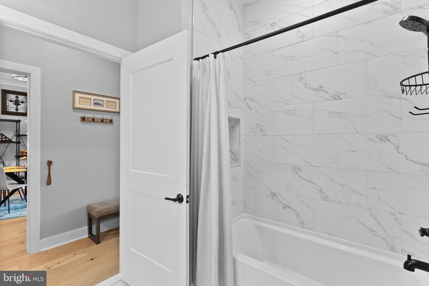 44691 WELLFLEET DR #306, ASHBURN, Virginia 20147, 2 Bedrooms Bedrooms, ,2 BathroomsBathrooms,Residential,For sale,44691 WELLFLEET DR #306,VALO2100128 MLS # VALO2100128