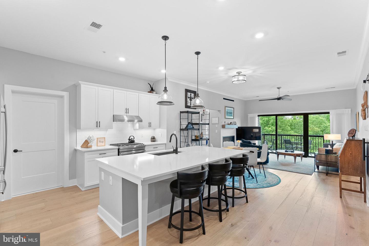 44691 WELLFLEET DR #306, ASHBURN, Virginia 20147, 2 Bedrooms Bedrooms, ,2 BathroomsBathrooms,Residential,For sale,44691 WELLFLEET DR #306,VALO2100128 MLS # VALO2100128