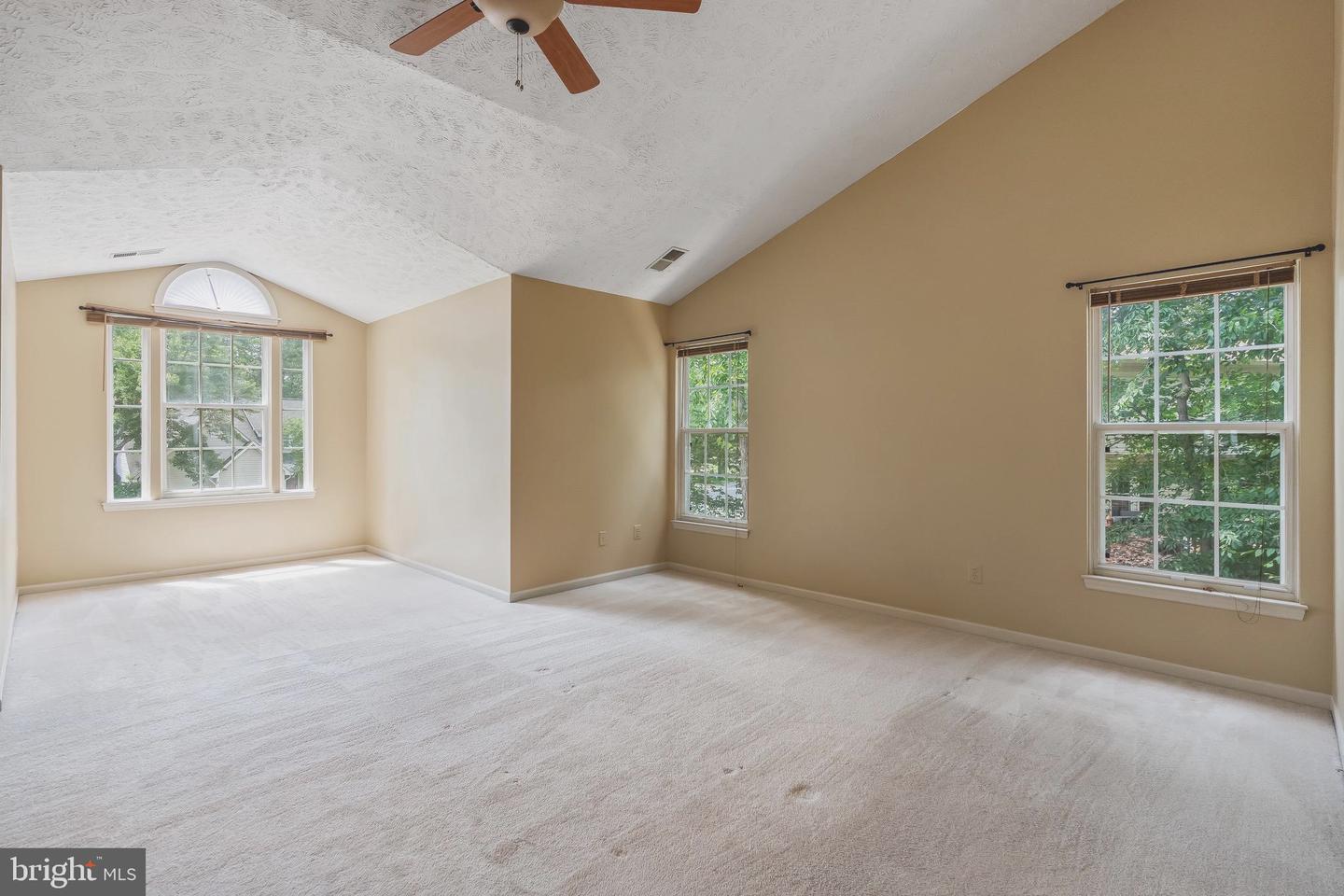 16715 TINTAGEL CT, DUMFRIES, Virginia 22025, 5 Bedrooms Bedrooms, ,3 BathroomsBathrooms,Residential,For sale,16715 TINTAGEL CT,VAPW2097776 MLS # VAPW2097776