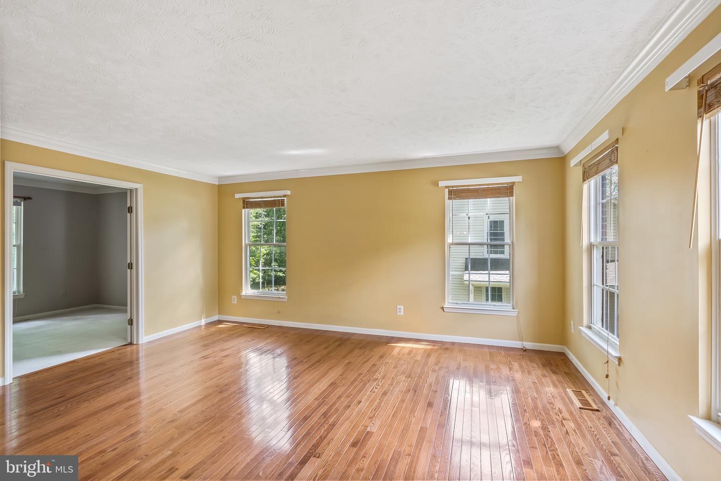 16715 TINTAGEL CT, DUMFRIES, Virginia 22025, 5 Bedrooms Bedrooms, ,3 BathroomsBathrooms,Residential,For sale,16715 TINTAGEL CT,VAPW2097776 MLS # VAPW2097776