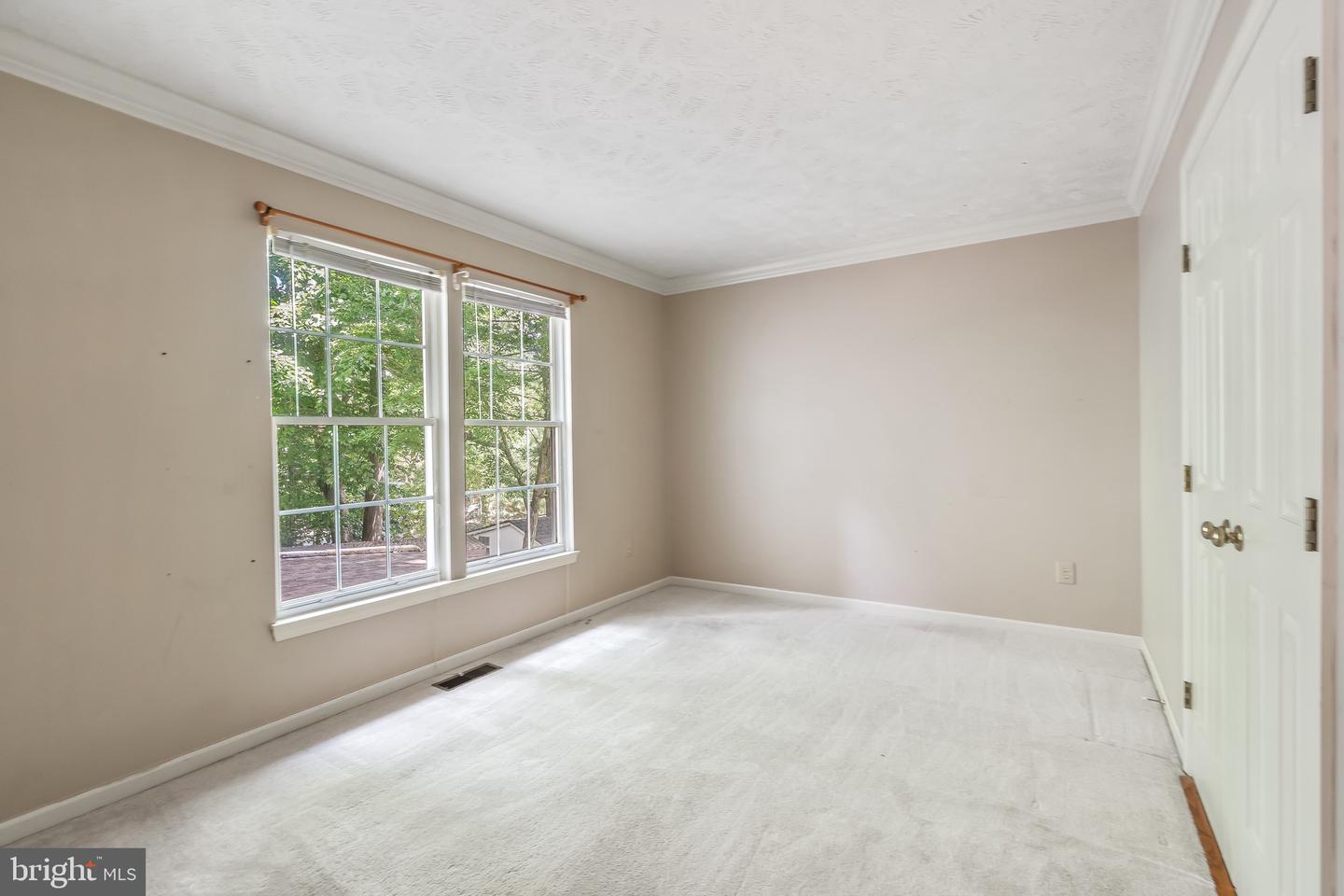 16715 TINTAGEL CT, DUMFRIES, Virginia 22025, 5 Bedrooms Bedrooms, ,3 BathroomsBathrooms,Residential,For sale,16715 TINTAGEL CT,VAPW2097776 MLS # VAPW2097776