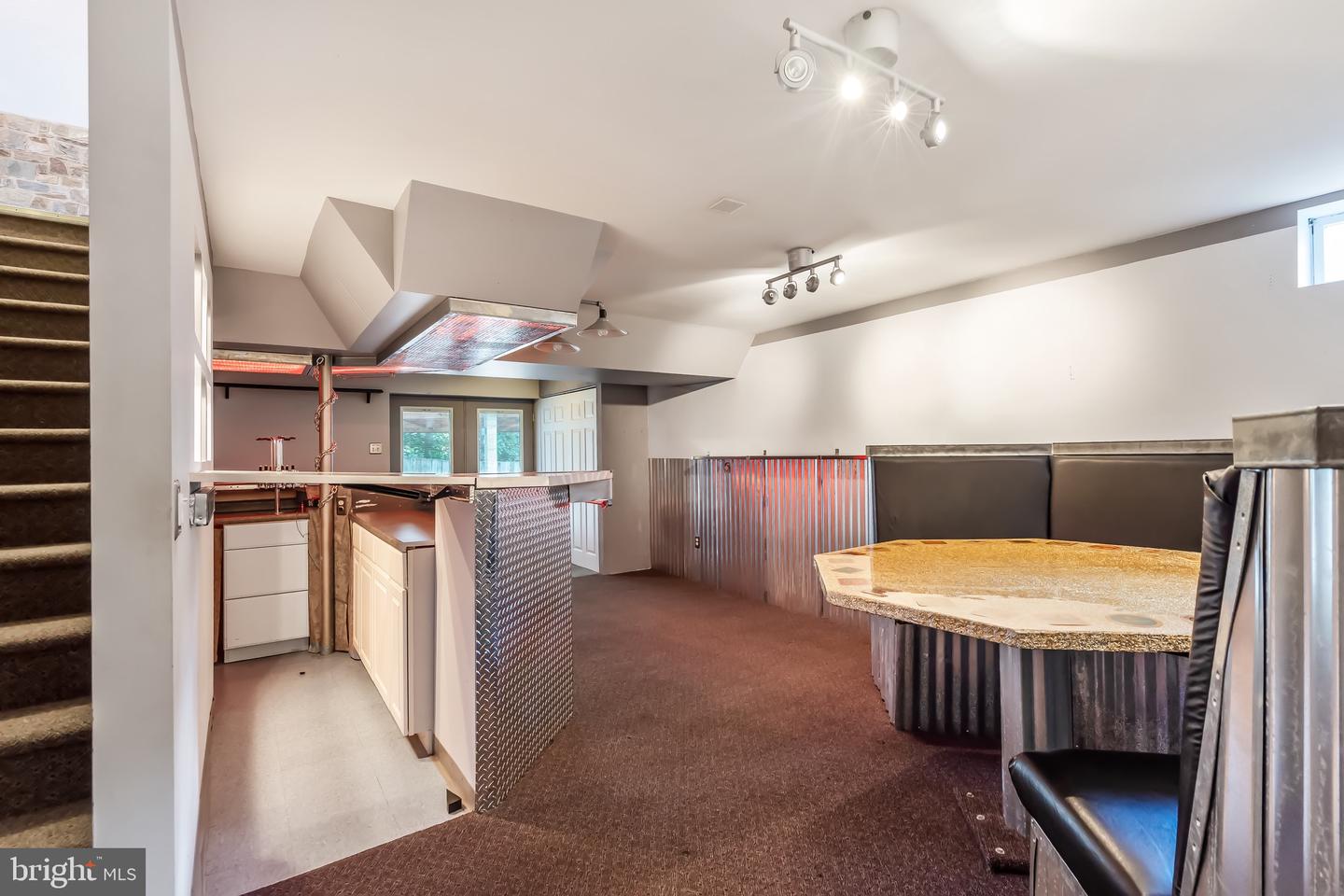 16715 TINTAGEL CT, DUMFRIES, Virginia 22025, 5 Bedrooms Bedrooms, ,3 BathroomsBathrooms,Residential,For sale,16715 TINTAGEL CT,VAPW2097776 MLS # VAPW2097776