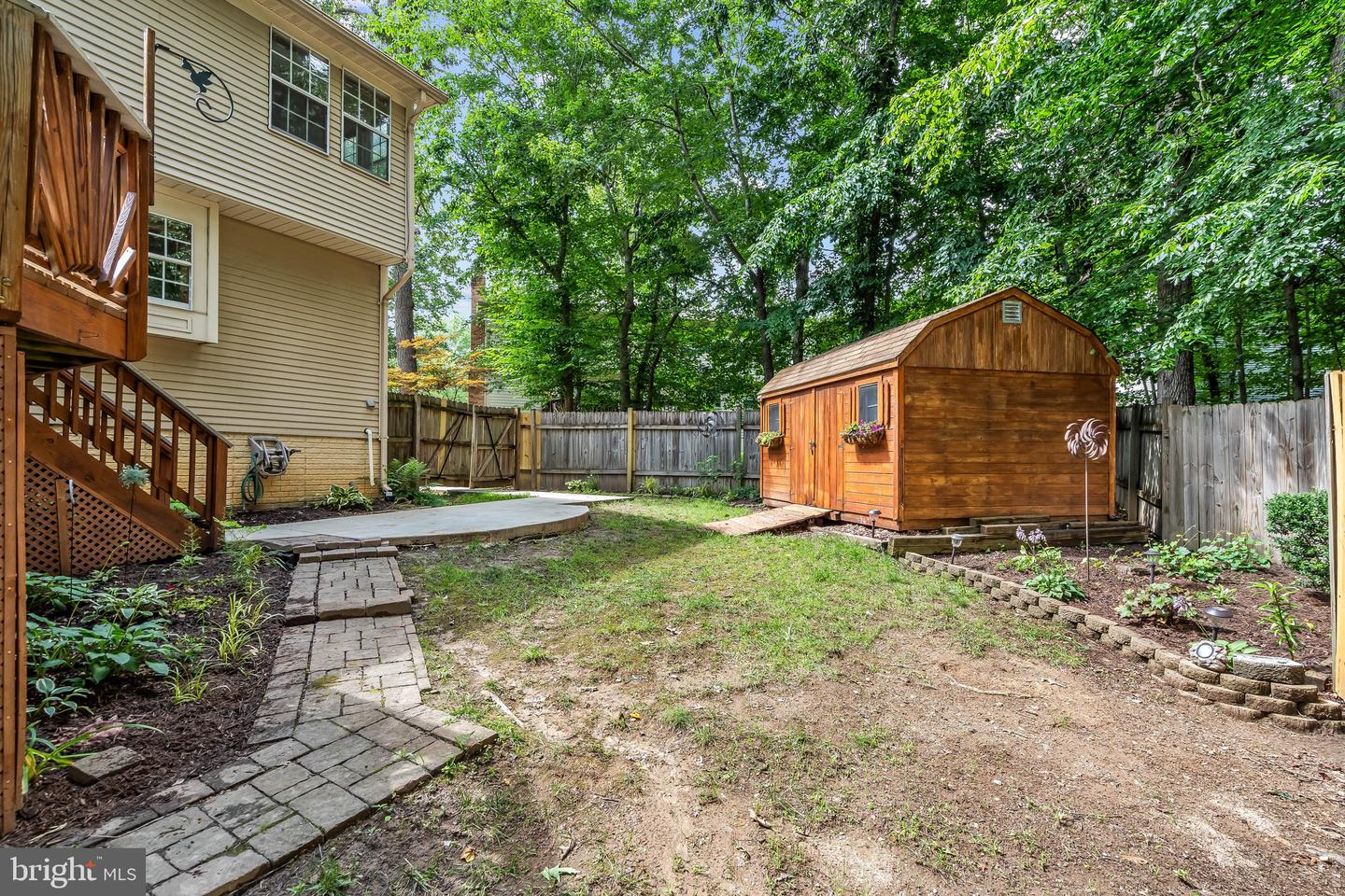 16715 TINTAGEL CT, DUMFRIES, Virginia 22025, 5 Bedrooms Bedrooms, ,3 BathroomsBathrooms,Residential,For sale,16715 TINTAGEL CT,VAPW2097776 MLS # VAPW2097776