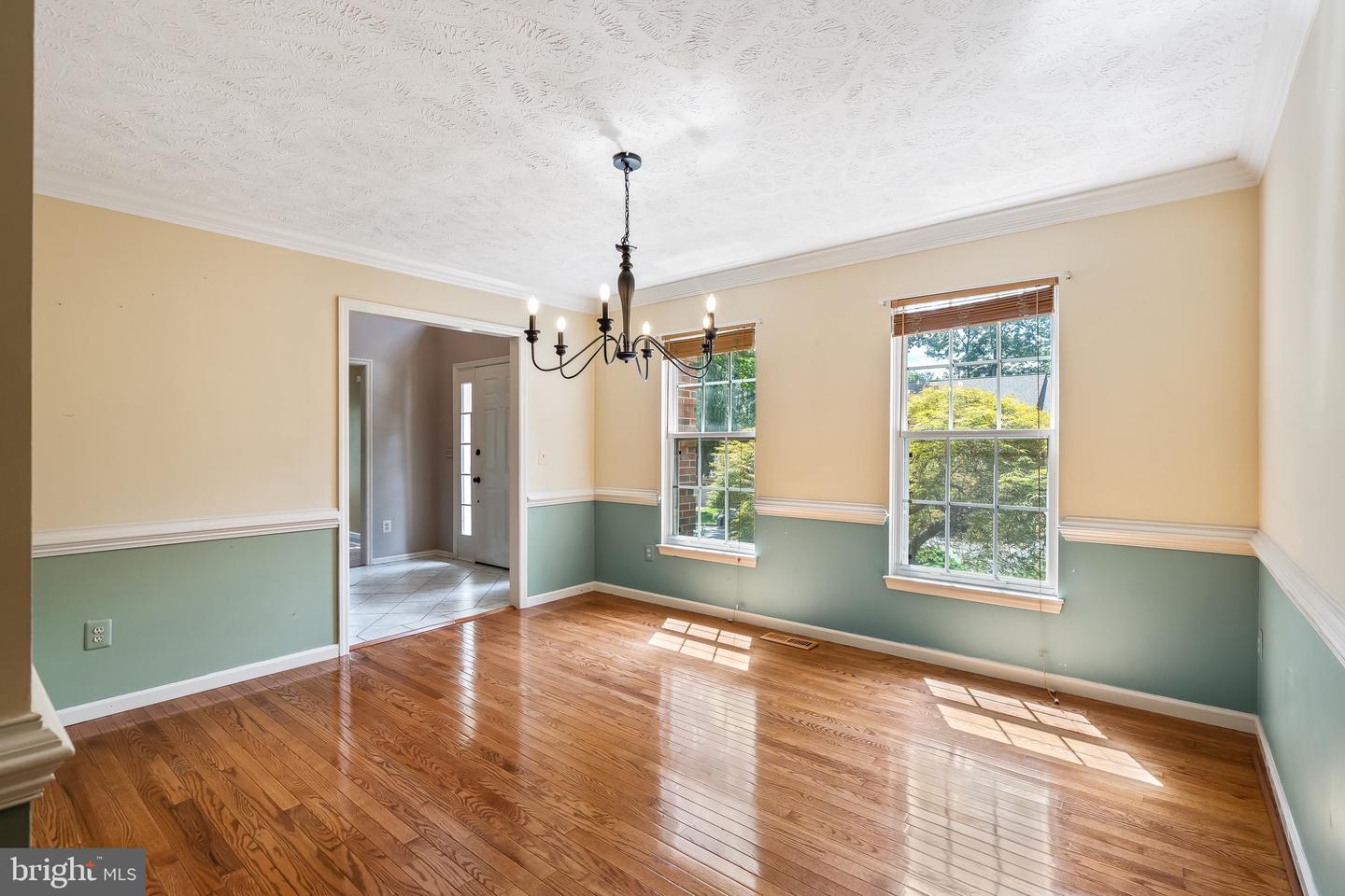 16715 TINTAGEL CT, DUMFRIES, Virginia 22025, 5 Bedrooms Bedrooms, ,3 BathroomsBathrooms,Residential,For sale,16715 TINTAGEL CT,VAPW2097776 MLS # VAPW2097776