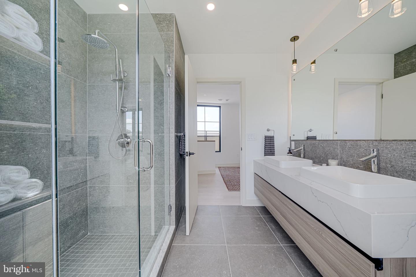 2905 NEWARK ST NW, WASHINGTON, District Of Columbia 20008, 3 Bedrooms Bedrooms, ,2 BathroomsBathrooms,Residential,For sale,2905 NEWARK ST NW,DCDC2207396 MLS # DCDC2207396