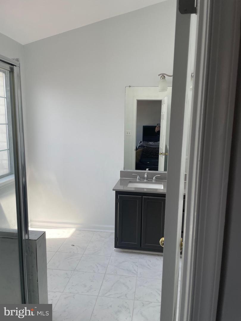 14621 STREAM POND DR, CENTREVILLE, Virginia 20120, 4 Bedrooms Bedrooms, ,3 BathroomsBathrooms,Residential,For sale,14621 STREAM POND DR,VAFX2249994 MLS # VAFX2249994