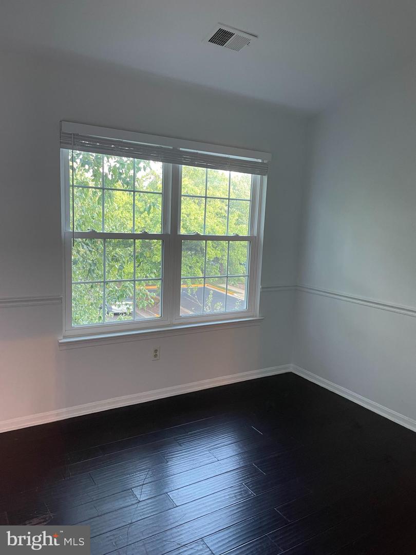 14621 STREAM POND DR, CENTREVILLE, Virginia 20120, 4 Bedrooms Bedrooms, ,3 BathroomsBathrooms,Residential,For sale,14621 STREAM POND DR,VAFX2249994 MLS # VAFX2249994