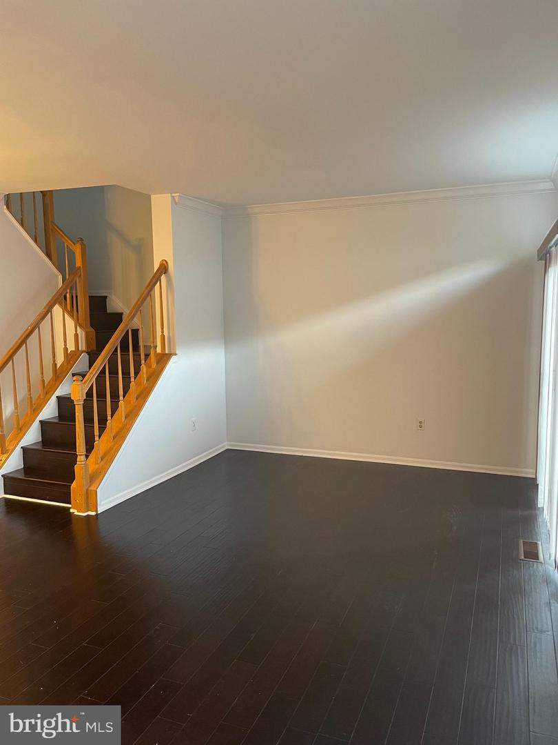 14621 STREAM POND DR, CENTREVILLE, Virginia 20120, 4 Bedrooms Bedrooms, ,3 BathroomsBathrooms,Residential,For sale,14621 STREAM POND DR,VAFX2249994 MLS # VAFX2249994