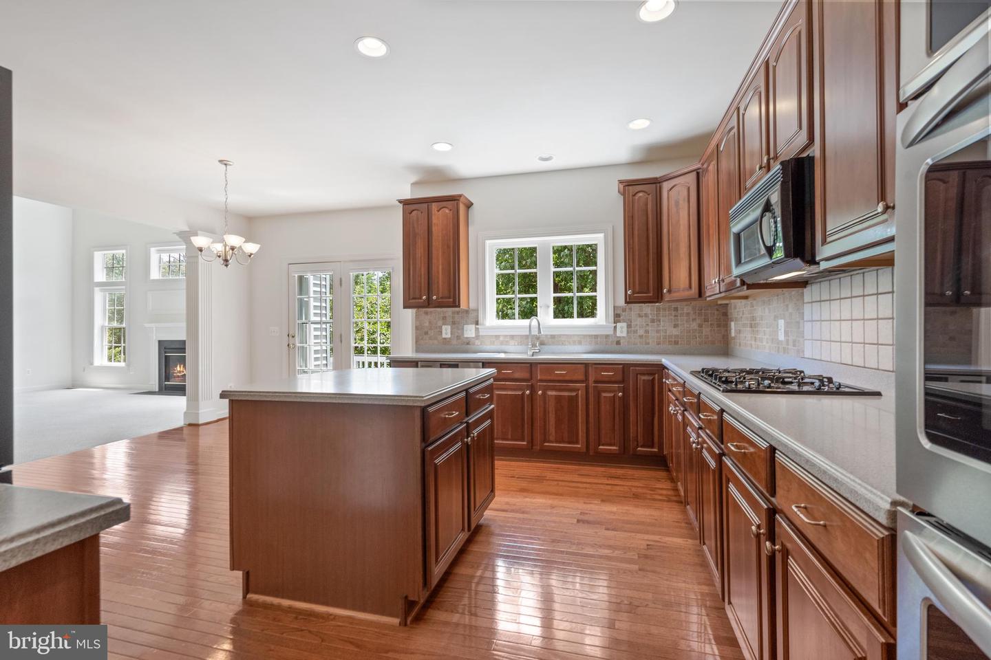 5617 JAMES GUNNELL LN, ALEXANDRIA, Virginia 22310, 5 Bedrooms Bedrooms, ,4 BathroomsBathrooms,Residential,For sale,5617 JAMES GUNNELL LN,VAFX2250006 MLS # VAFX2250006