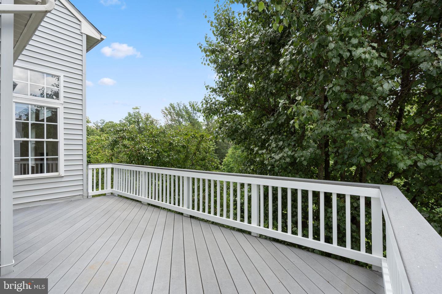 5617 JAMES GUNNELL LN, ALEXANDRIA, Virginia 22310, 5 Bedrooms Bedrooms, ,4 BathroomsBathrooms,Residential,For sale,5617 JAMES GUNNELL LN,VAFX2250006 MLS # VAFX2250006