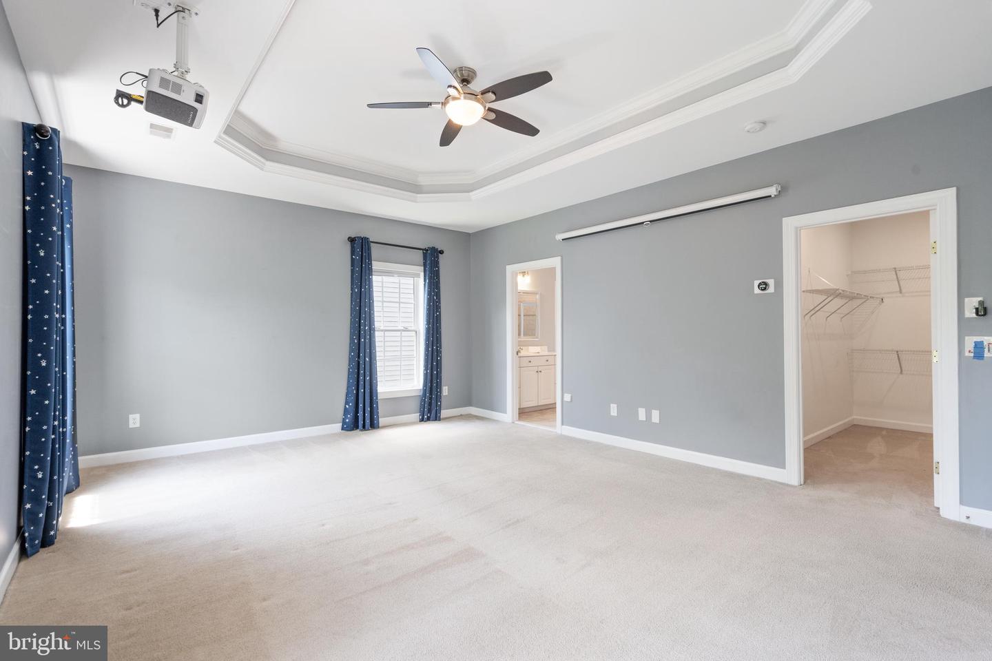 5617 JAMES GUNNELL LN, ALEXANDRIA, Virginia 22310, 5 Bedrooms Bedrooms, ,4 BathroomsBathrooms,Residential,For sale,5617 JAMES GUNNELL LN,VAFX2250006 MLS # VAFX2250006