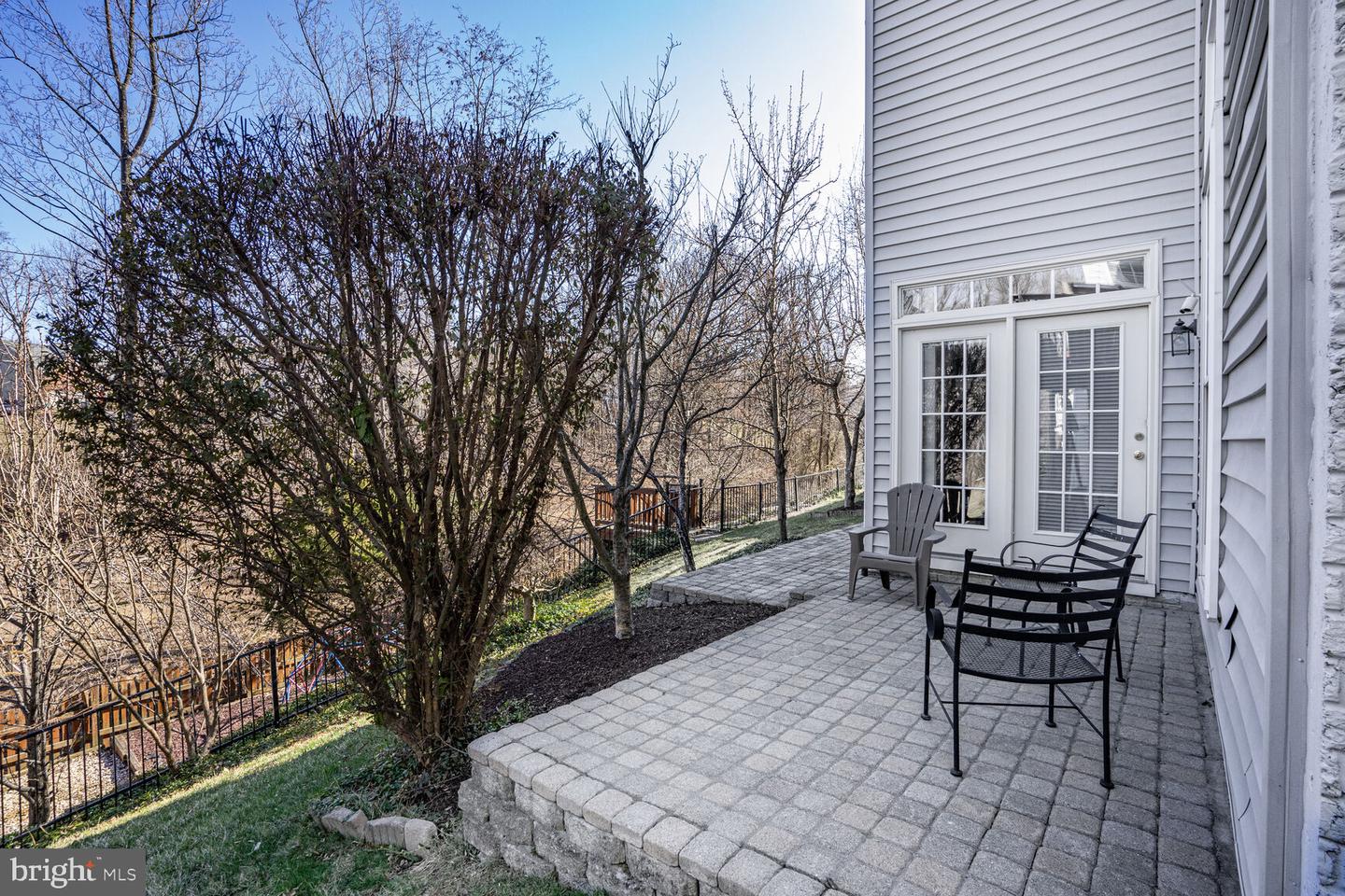 5617 JAMES GUNNELL LN, ALEXANDRIA, Virginia 22310, 5 Bedrooms Bedrooms, ,4 BathroomsBathrooms,Residential,For sale,5617 JAMES GUNNELL LN,VAFX2250006 MLS # VAFX2250006