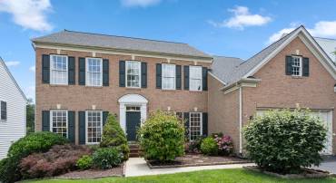 5617 JAMES GUNNELL LN, ALEXANDRIA, Virginia 22310, 5 Bedrooms Bedrooms, ,4 BathroomsBathrooms,Residential,For sale,5617 JAMES GUNNELL LN,VAFX2250006 MLS # VAFX2250006