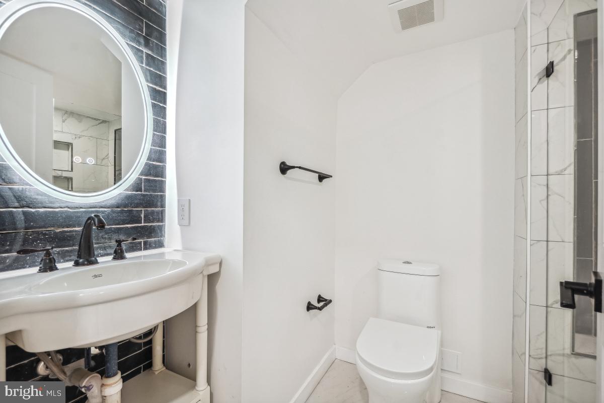 4420 15TH ST NW, WASHINGTON, District Of Columbia 20011, 4 Bedrooms Bedrooms, ,3 BathroomsBathrooms,Residential,For sale,4420 15TH ST NW,DCDC2207432 MLS # DCDC2207432
