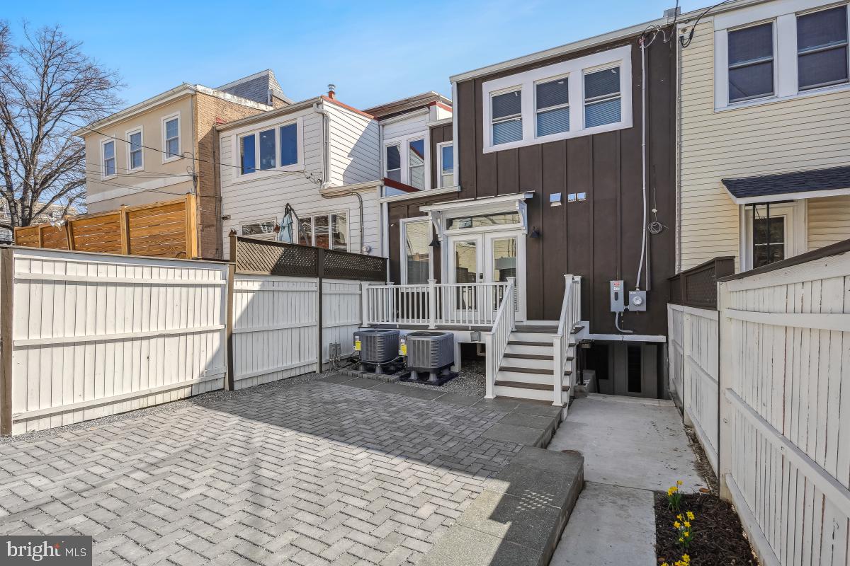 4420 15TH ST NW, WASHINGTON, District Of Columbia 20011, 4 Bedrooms Bedrooms, ,3 BathroomsBathrooms,Residential,For sale,4420 15TH ST NW,DCDC2207432 MLS # DCDC2207432