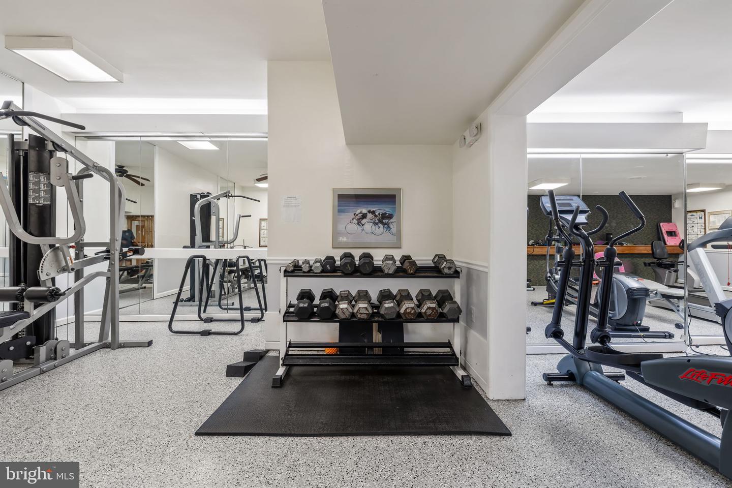 5340 HOLMES RUN PKWY #614, ALEXANDRIA, Virginia 22304, 3 Bedrooms Bedrooms, ,2 BathroomsBathrooms,Residential,For sale,5340 HOLMES RUN PKWY #614,VAAX2046830 MLS # VAAX2046830