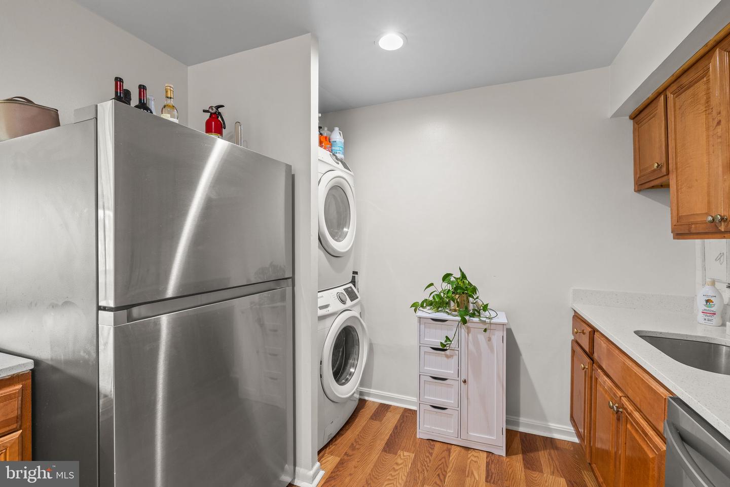 5340 HOLMES RUN PKWY #614, ALEXANDRIA, Virginia 22304, 3 Bedrooms Bedrooms, ,2 BathroomsBathrooms,Residential,For sale,5340 HOLMES RUN PKWY #614,VAAX2046830 MLS # VAAX2046830