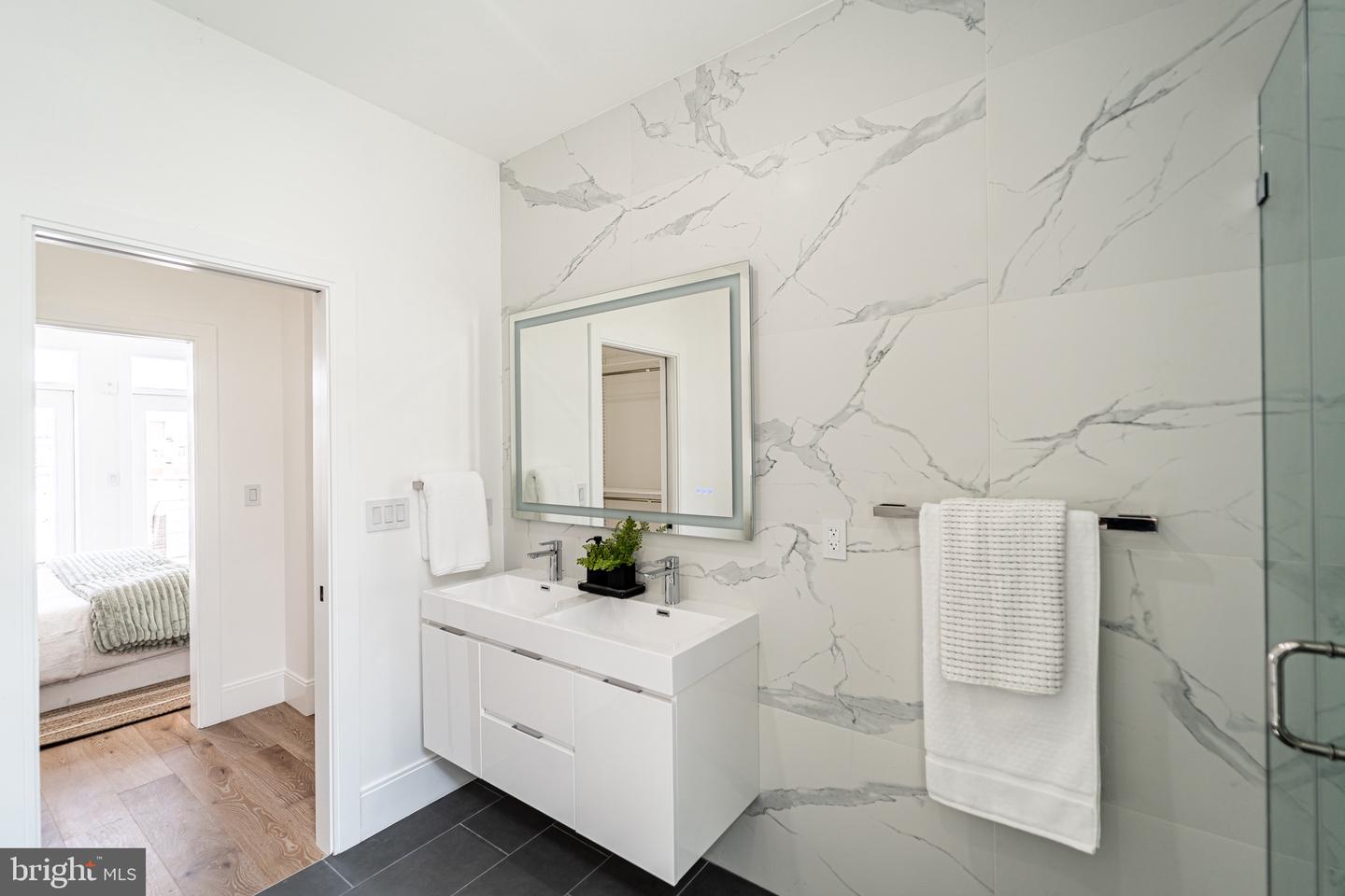 2517 ONTARIO RD NW #7, WASHINGTON, District Of Columbia 20009, 3 Bedrooms Bedrooms, ,2 BathroomsBathrooms,Residential,For sale,2517 ONTARIO RD NW #7,DCDC2207110 MLS # DCDC2207110