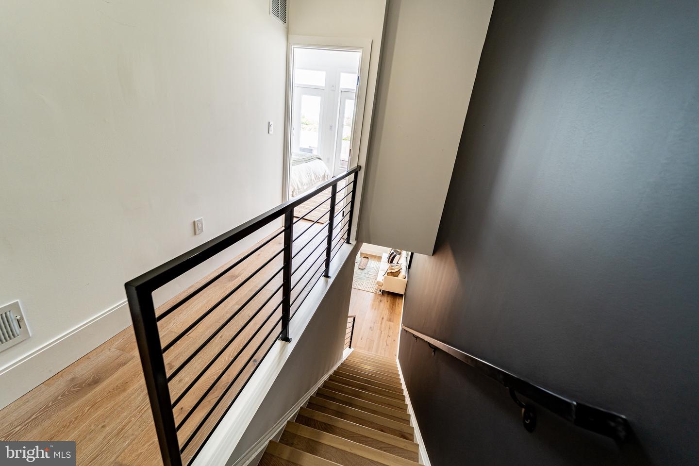 2517 ONTARIO RD NW #7, WASHINGTON, District Of Columbia 20009, 3 Bedrooms Bedrooms, ,2 BathroomsBathrooms,Residential,For sale,2517 ONTARIO RD NW #7,DCDC2207110 MLS # DCDC2207110