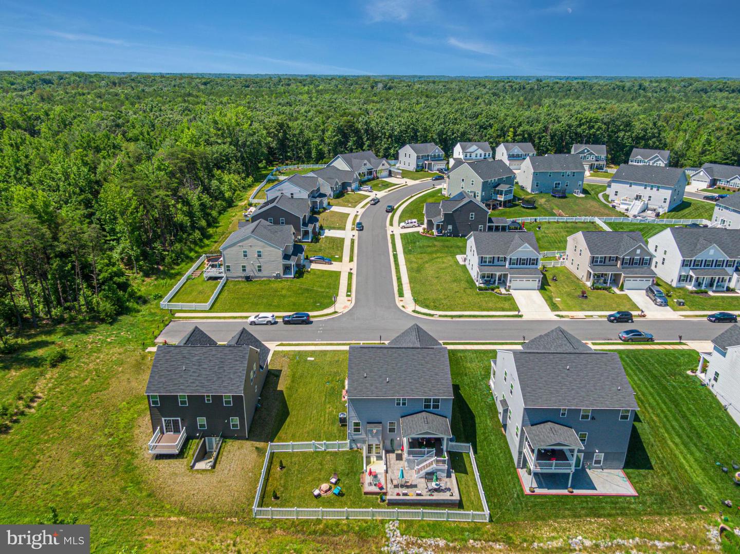 8903 MAPLE RUN DR, FREDERICKSBURG, Virginia 22407, 5 Bedrooms Bedrooms, ,3 BathroomsBathrooms,Residential,For sale,8903 MAPLE RUN DR,VASP2034118 MLS # VASP2034118