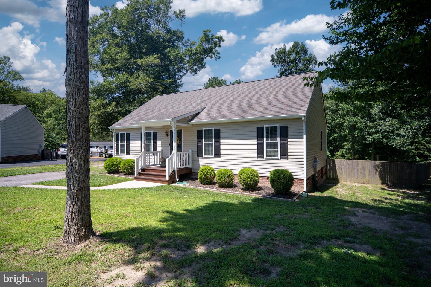 104 ST CHARLES CT, AYLETT, Virginia 23009, 3 Bedrooms Bedrooms, ,2 BathroomsBathrooms,Residential,For sale,104 ST CHARLES CT,VAKW2000240 MLS # VAKW2000240