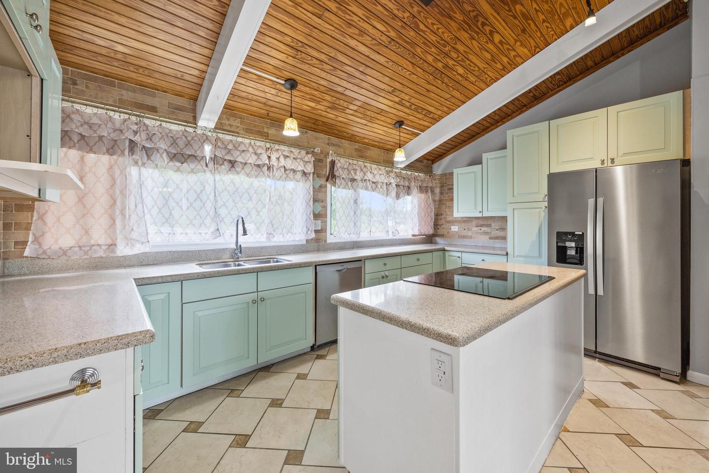 2370 US HIGHWAY 211 W, LURAY, Virginia 22835, 4 Bedrooms Bedrooms, ,3 BathroomsBathrooms,Residential,For sale,2370 US HIGHWAY 211 W,VAPA2005066 MLS # VAPA2005066
