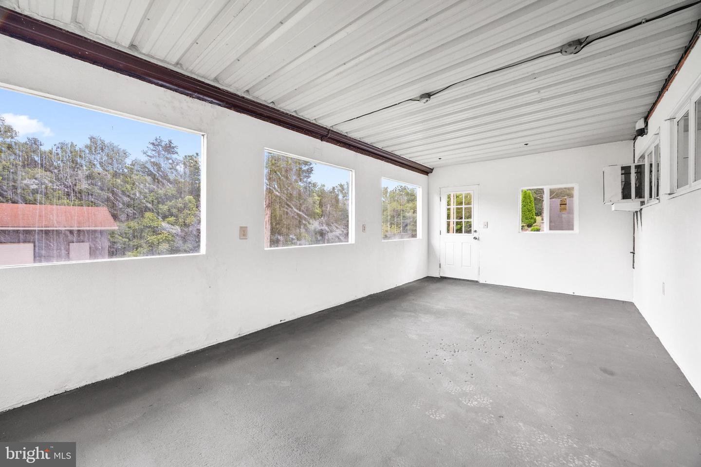 2370 US HIGHWAY 211 W, LURAY, Virginia 22835, 4 Bedrooms Bedrooms, ,3 BathroomsBathrooms,Residential,For sale,2370 US HIGHWAY 211 W,VAPA2005066 MLS # VAPA2005066