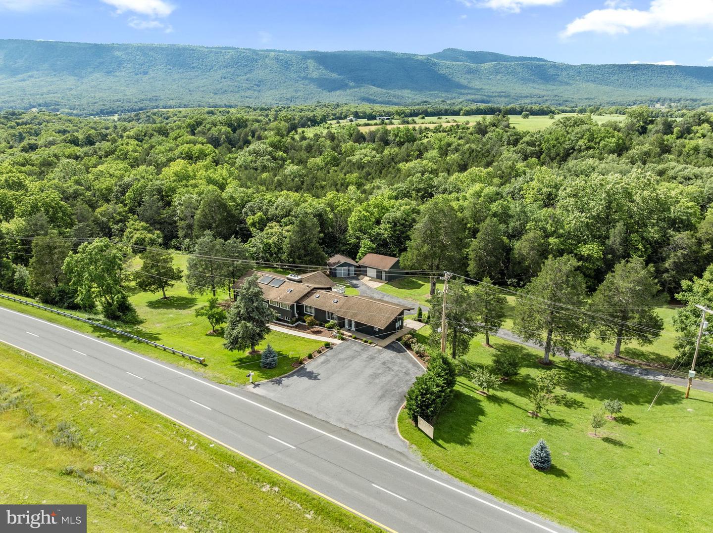 2370 US HIGHWAY 211 W, LURAY, Virginia 22835, 4 Bedrooms Bedrooms, ,3 BathroomsBathrooms,Residential,For sale,2370 US HIGHWAY 211 W,VAPA2005066 MLS # VAPA2005066