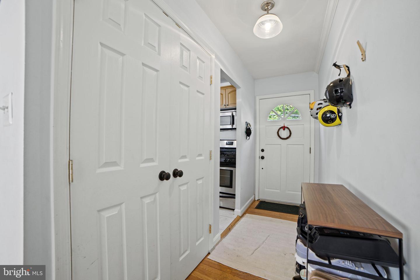2908 LANDOVER ST, ALEXANDRIA, Virginia 22305, 3 Bedrooms Bedrooms, ,2 BathroomsBathrooms,Residential,For sale,2908 LANDOVER ST,VAAX2046852 MLS # VAAX2046852
