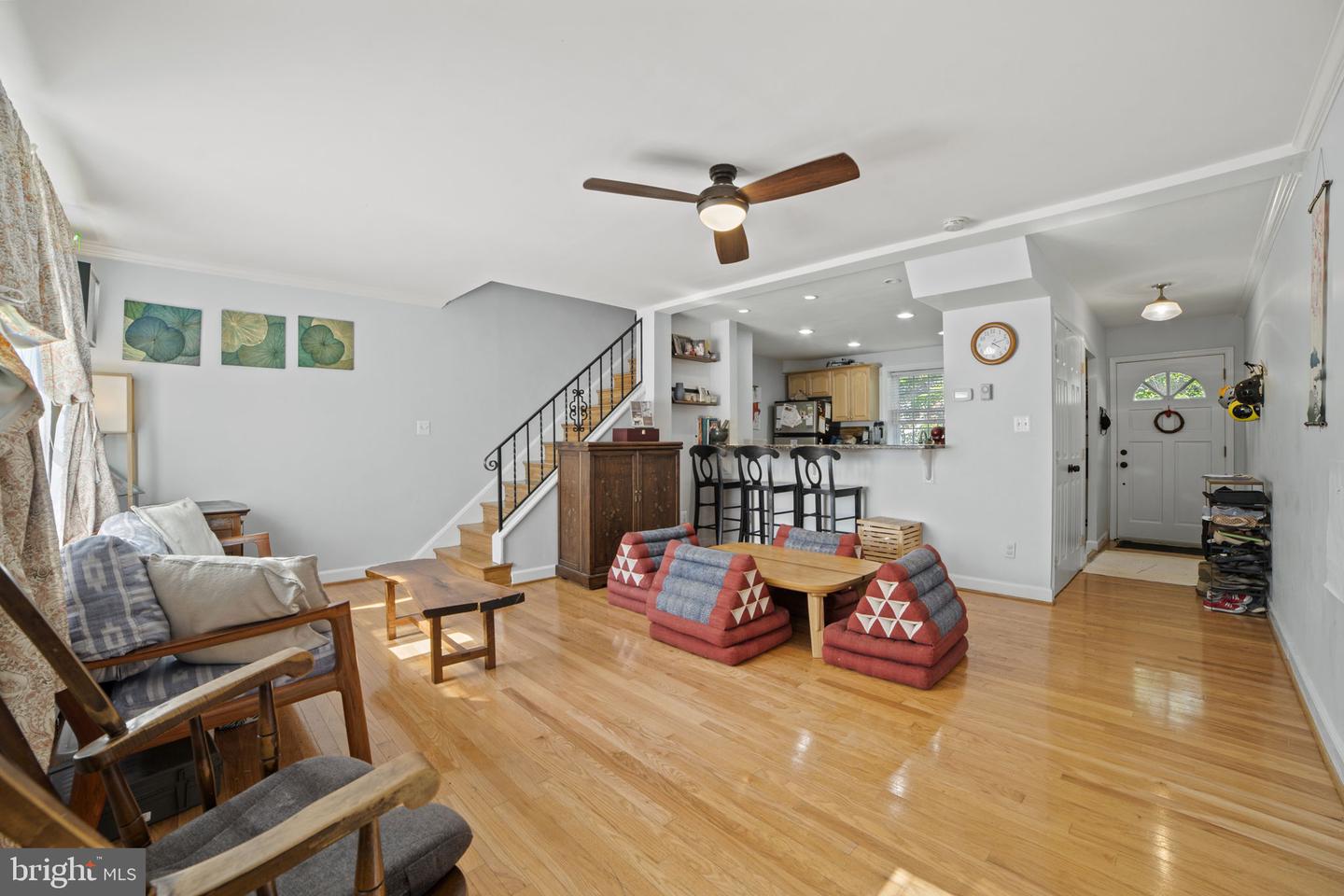 2908 LANDOVER ST, ALEXANDRIA, Virginia 22305, 3 Bedrooms Bedrooms, ,2 BathroomsBathrooms,Residential,For sale,2908 LANDOVER ST,VAAX2046852 MLS # VAAX2046852