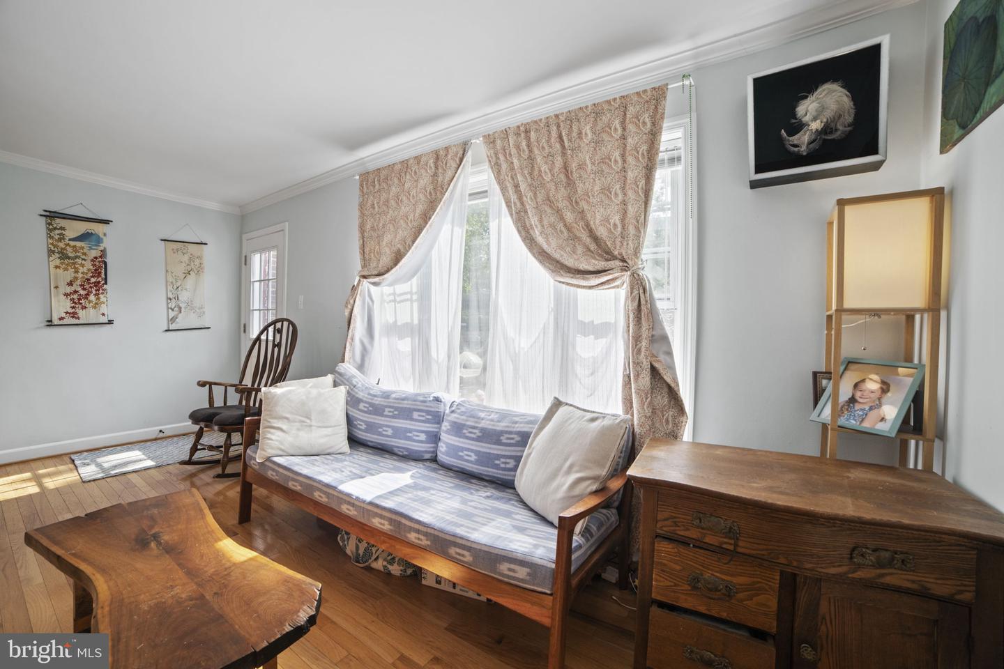 2908 LANDOVER ST, ALEXANDRIA, Virginia 22305, 3 Bedrooms Bedrooms, ,2 BathroomsBathrooms,Residential,For sale,2908 LANDOVER ST,VAAX2046852 MLS # VAAX2046852