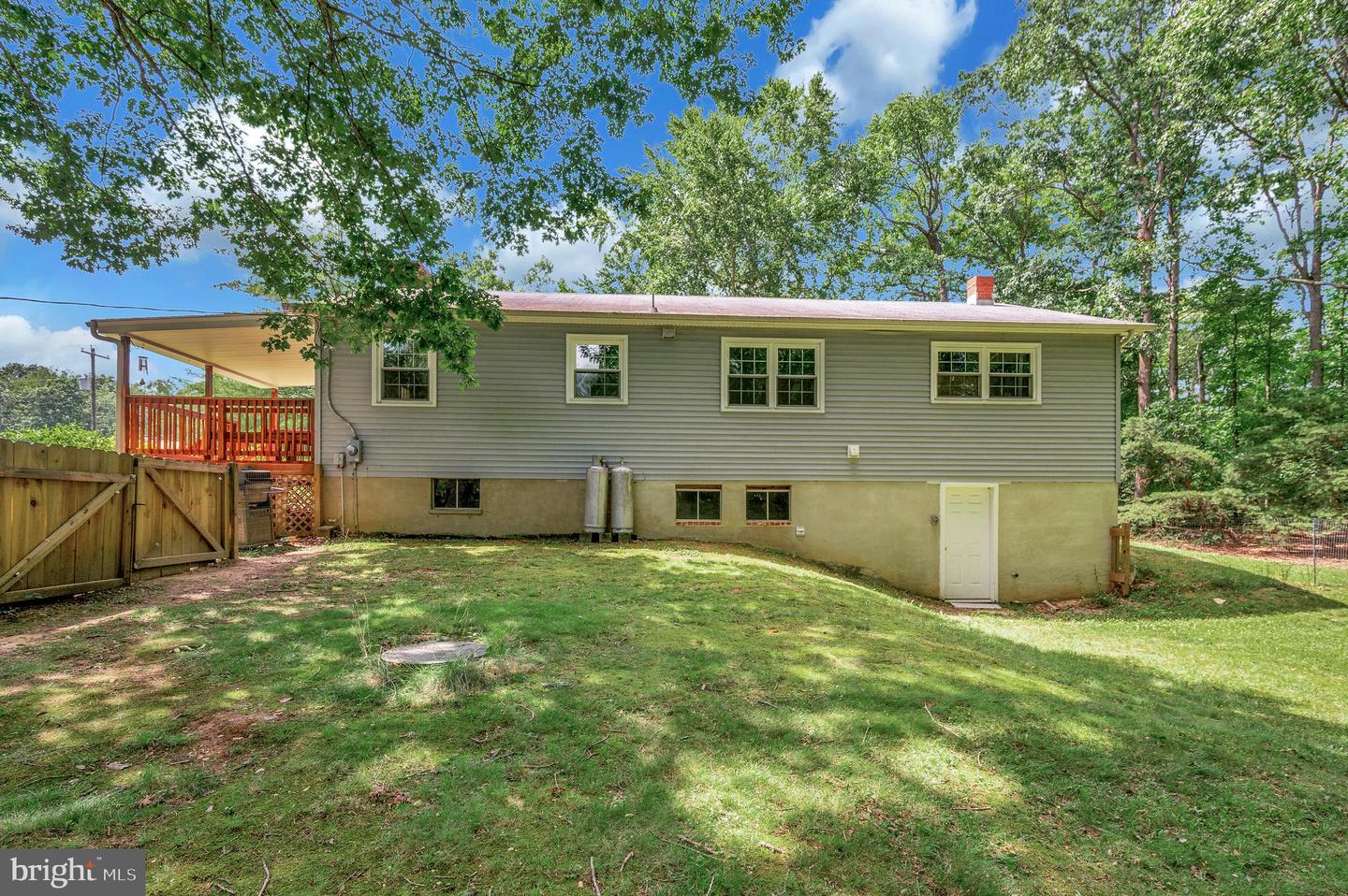 103 CROPP RD, FREDERICKSBURG, Virginia 22406, 3 Bedrooms Bedrooms, ,1 BathroomBathrooms,Residential,For sale,103 CROPP RD,VAST2040088 MLS # VAST2040088