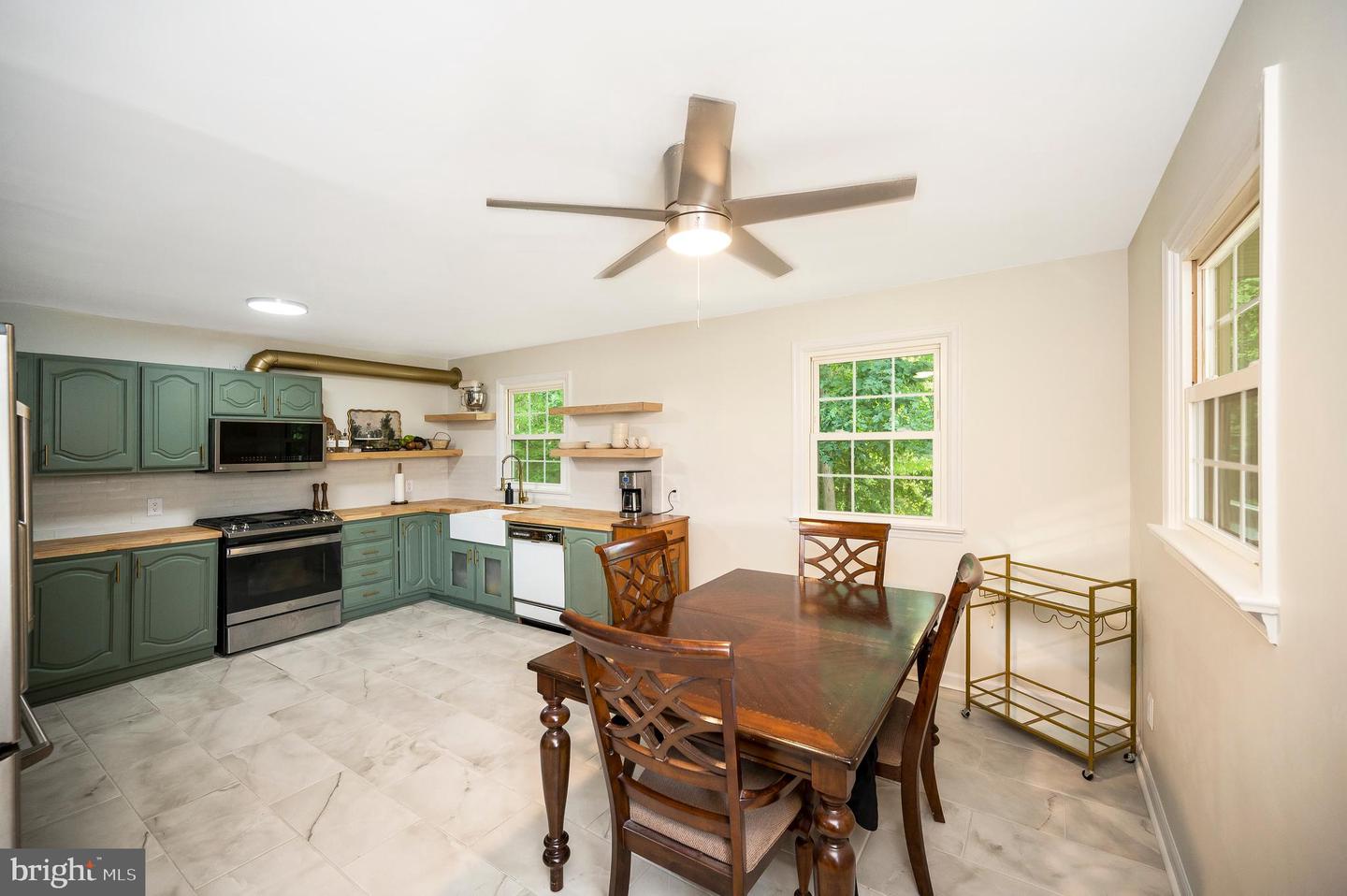 103 CROPP RD, FREDERICKSBURG, Virginia 22406, 3 Bedrooms Bedrooms, ,1 BathroomBathrooms,Residential,For sale,103 CROPP RD,VAST2040088 MLS # VAST2040088