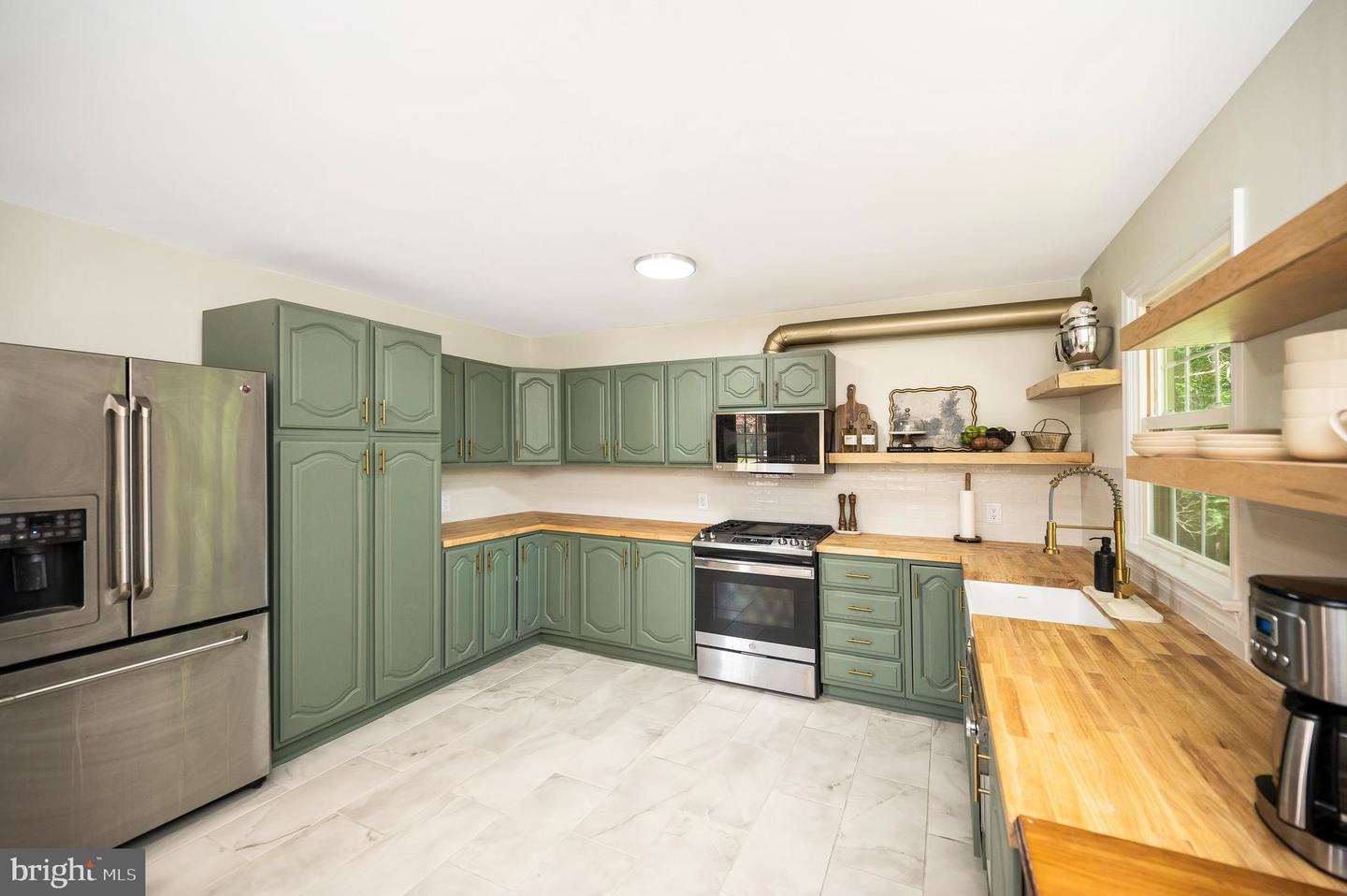 103 CROPP RD, FREDERICKSBURG, Virginia 22406, 3 Bedrooms Bedrooms, ,1 BathroomBathrooms,Residential,For sale,103 CROPP RD,VAST2040088 MLS # VAST2040088