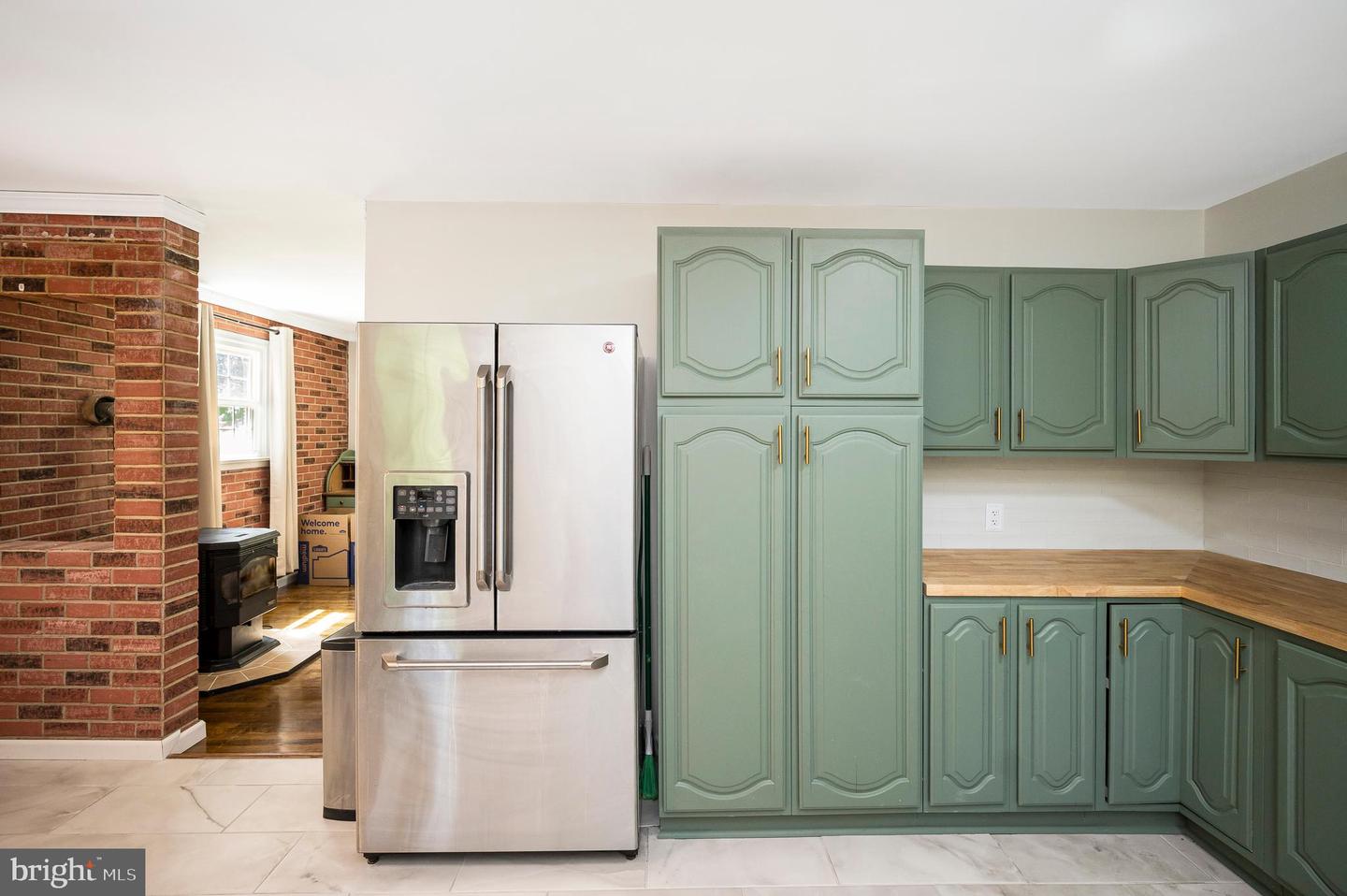 103 CROPP RD, FREDERICKSBURG, Virginia 22406, 3 Bedrooms Bedrooms, ,1 BathroomBathrooms,Residential,For sale,103 CROPP RD,VAST2040088 MLS # VAST2040088